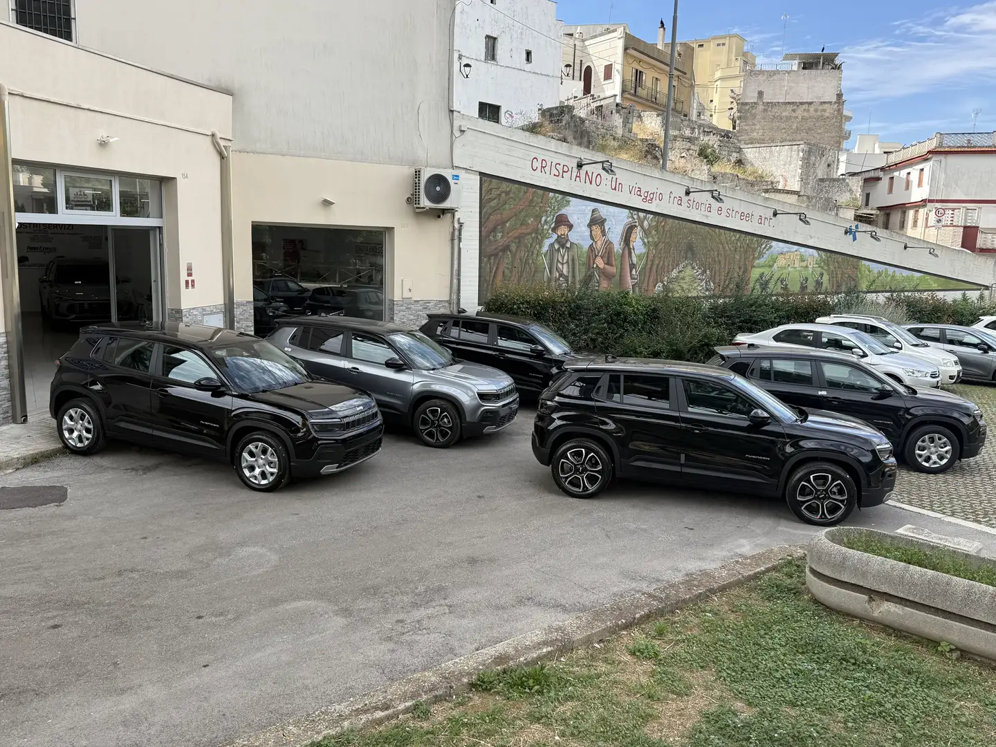 Jeep Avenger LONGITUDE ALTITUDE SUMMIT BENZINA LEGGERE DESCRIZI - 2