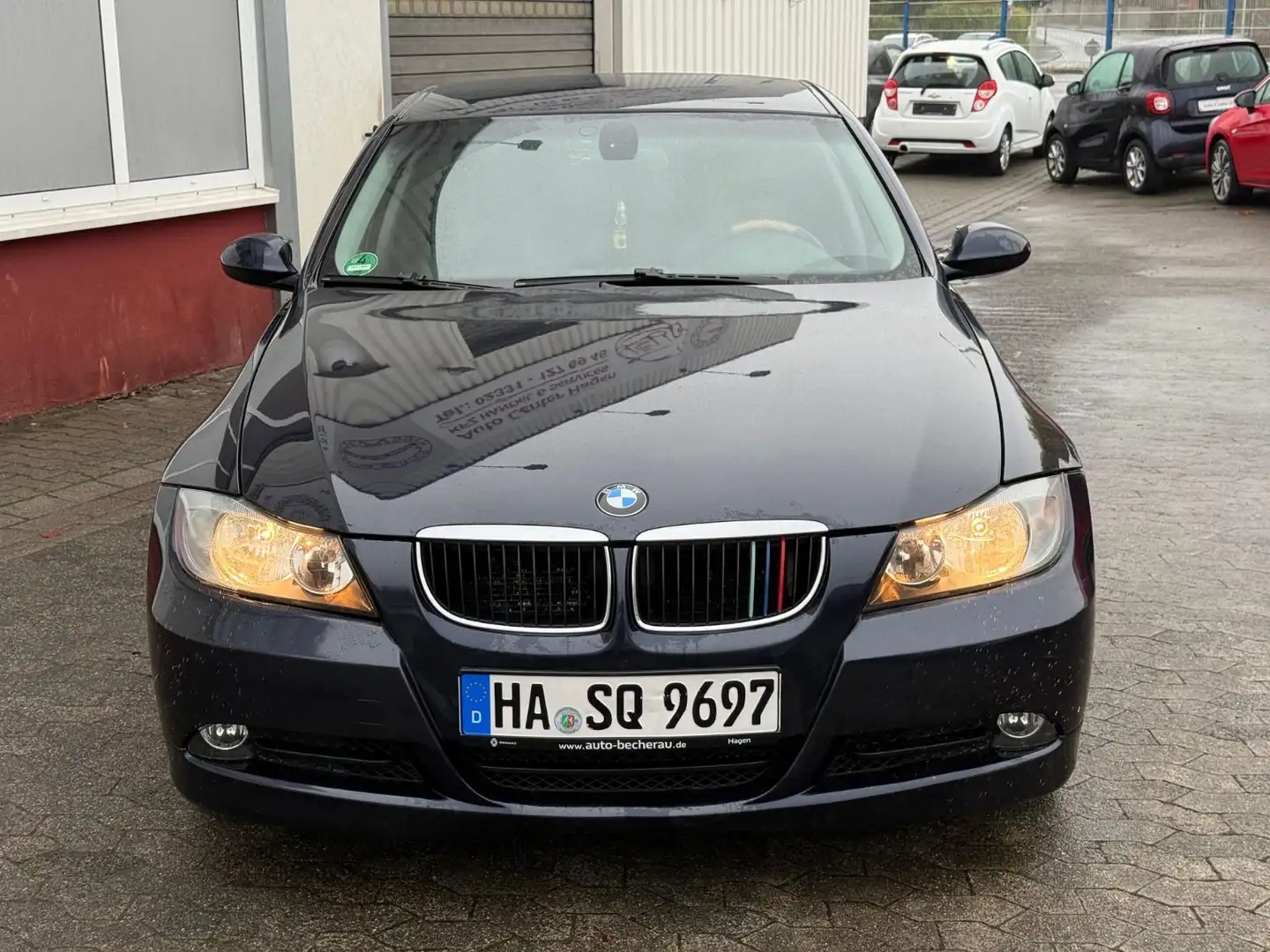 BMW 320 d Limousine 120kW 163PS/Automatik/SHZ/PDC Blau - 2