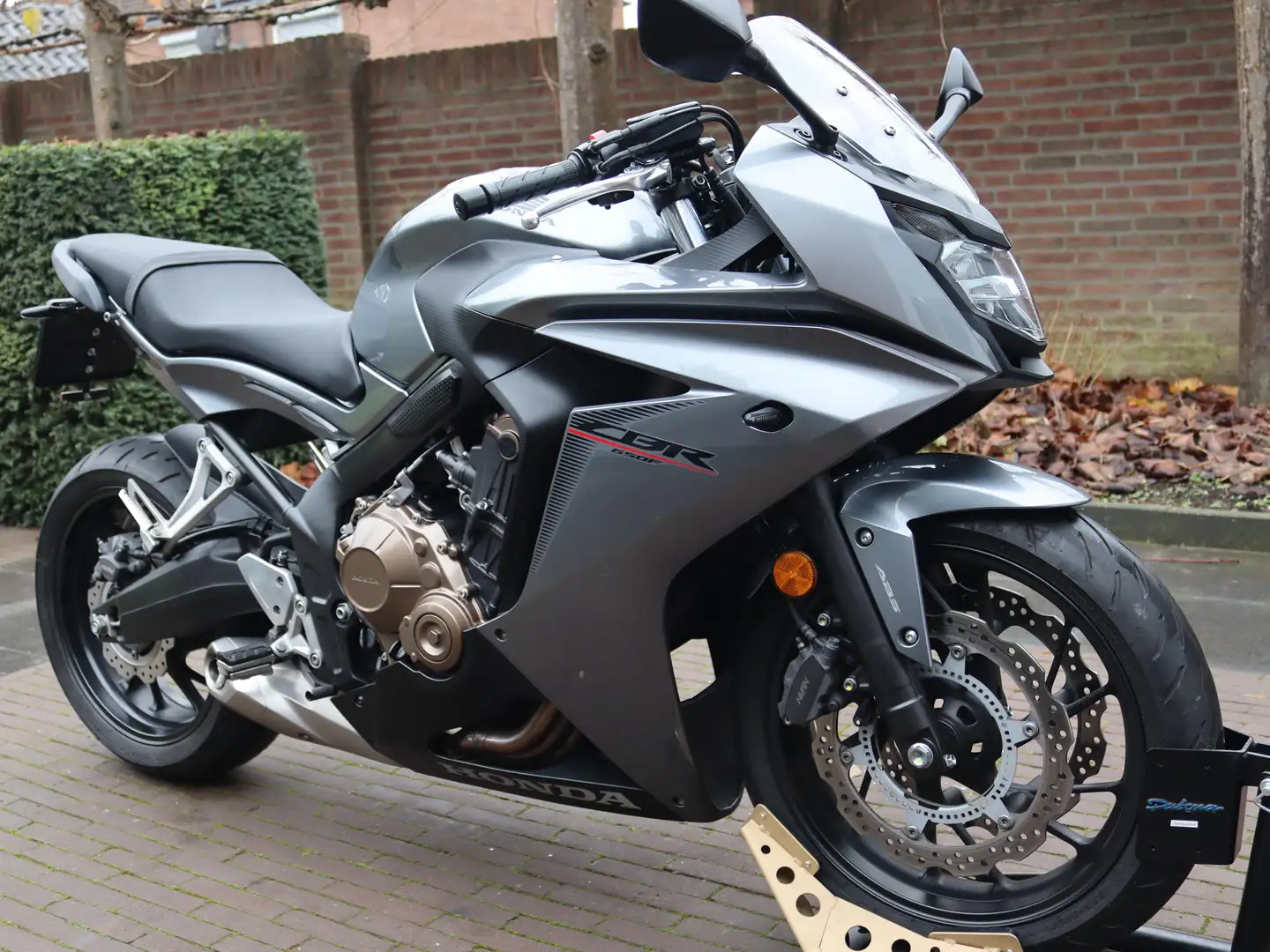 Honda CBR 650 CBR 650F - Nieuwstaat! - (A2 mogelijk) Gris - 2