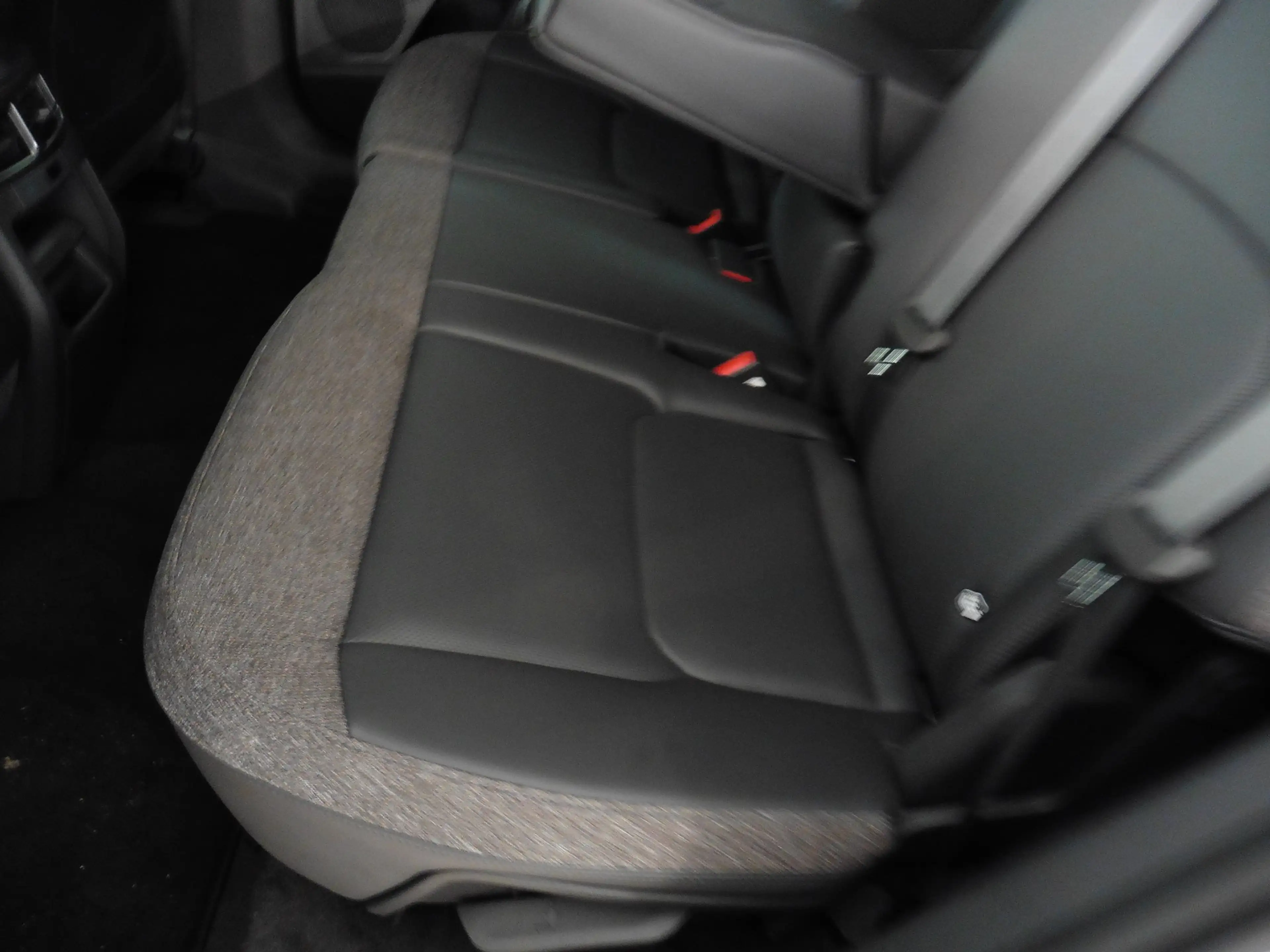 Kia EV5 160 kW Earth,P2,P4;P5 — photo 11