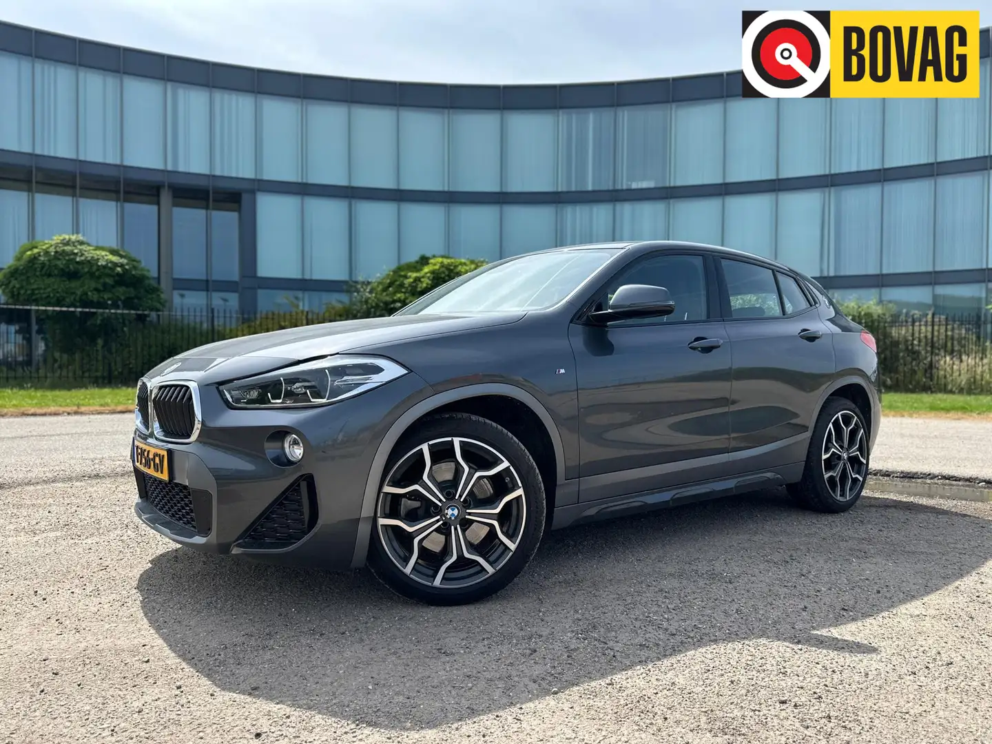 BMW X2 SDrive20i M-Sport High Executive Grau - 1