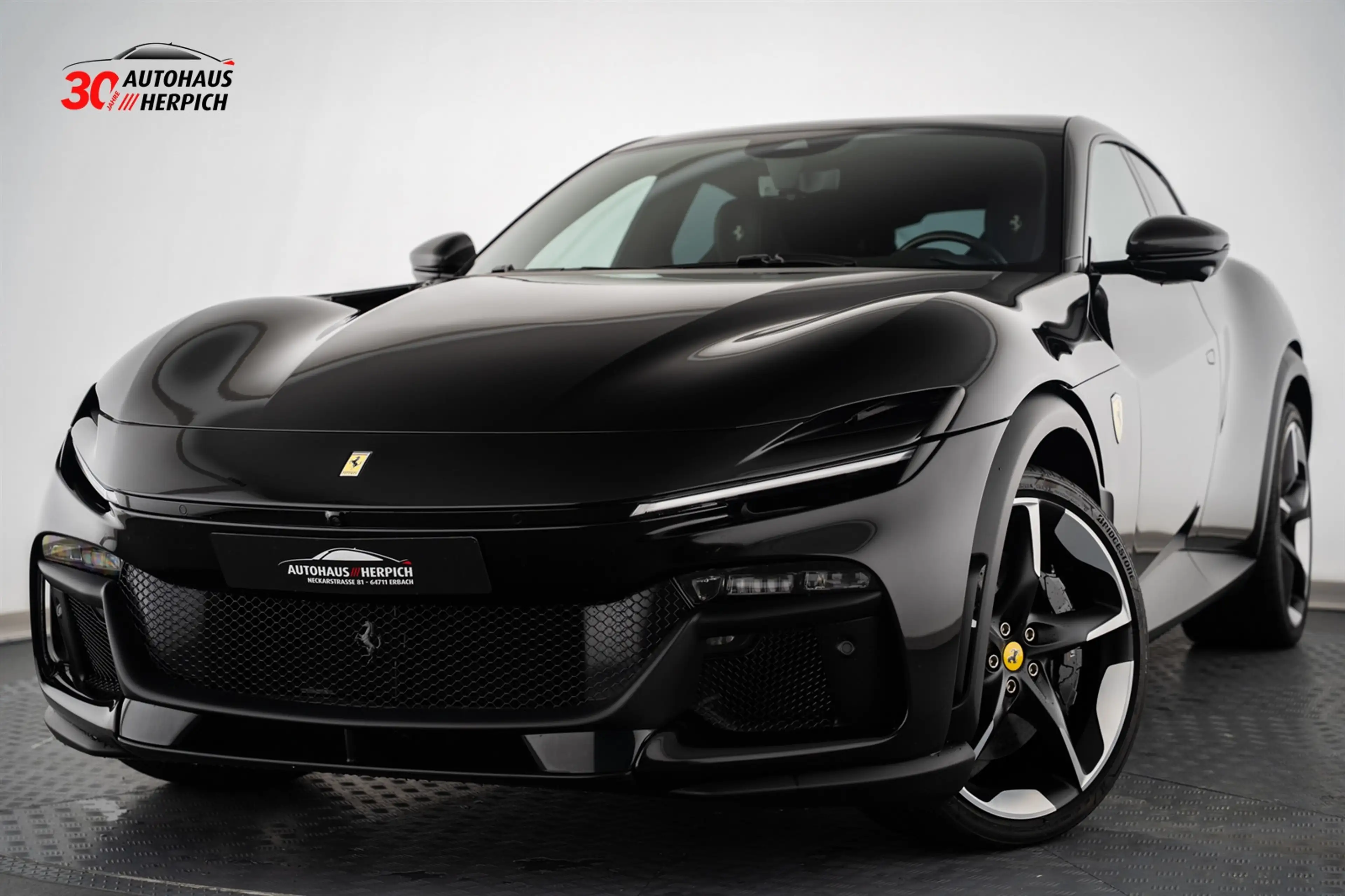 Ferrari Purosangue V12 PANO Matrix Lift 360° Massage