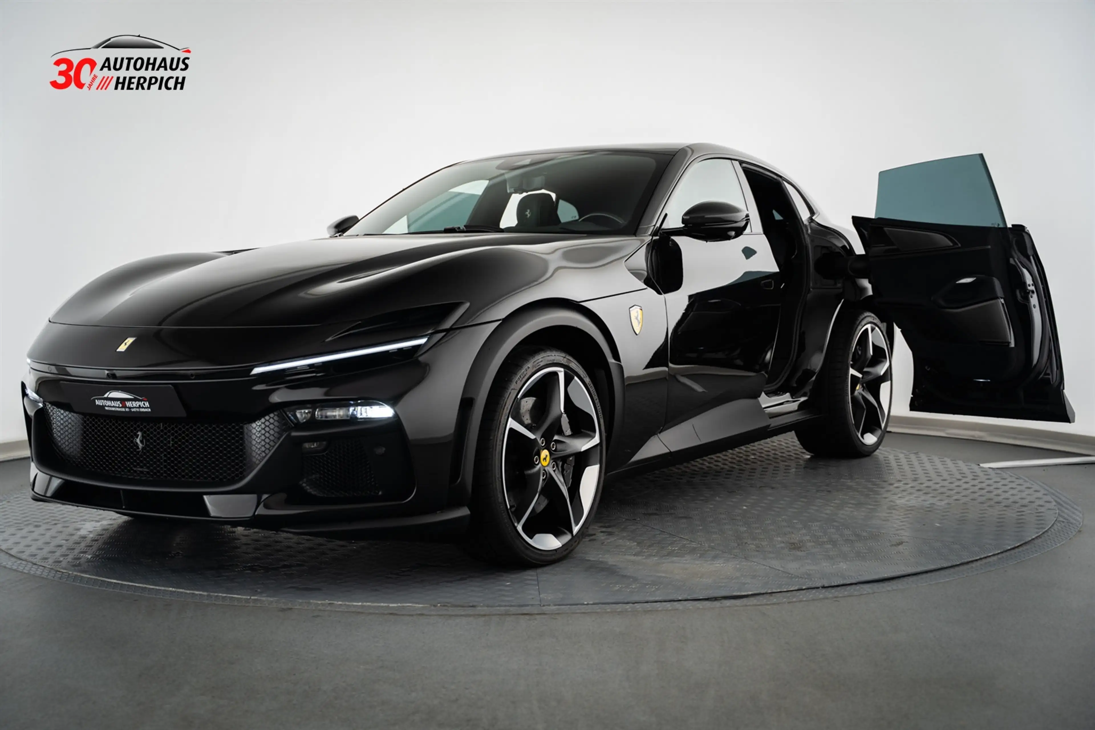 Ferrari Purosangue V12 PANO Matrix Lift 360° Massage — photo 9
