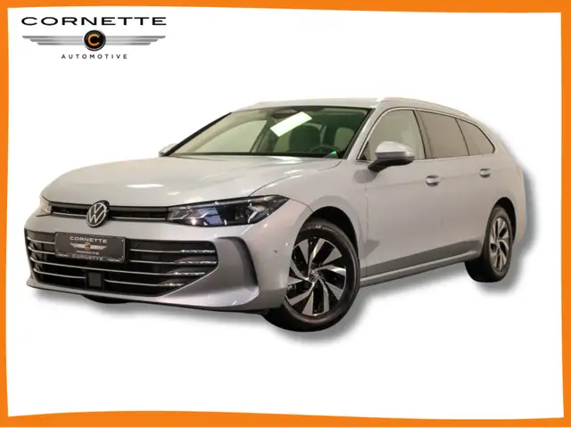 Volkswagen Passat Variant 1.5 eTSI Business FULL OPTION