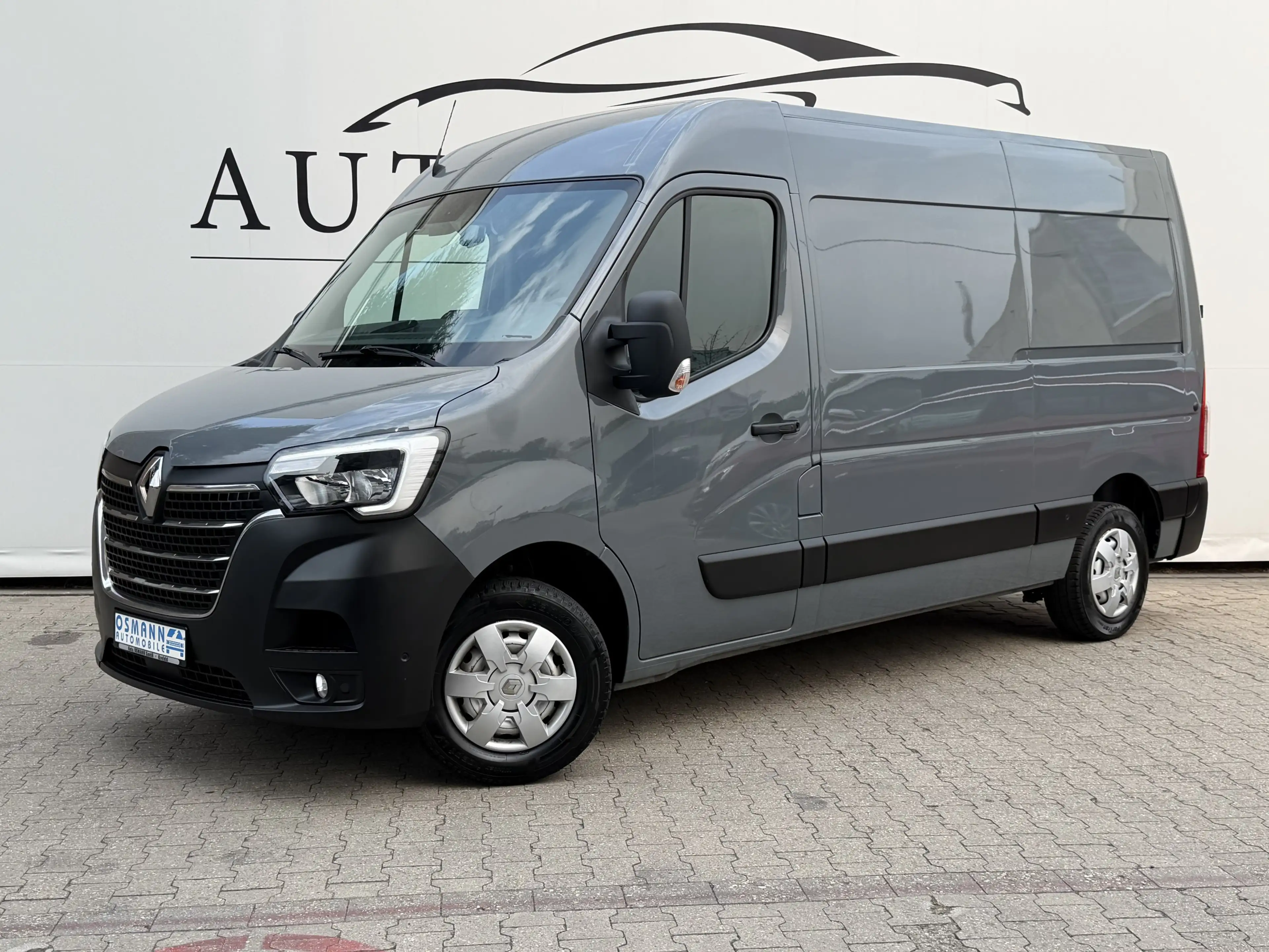 Renault Master ENERGY dCi 180 L2H2 3-Sitz AHK STANDHZ