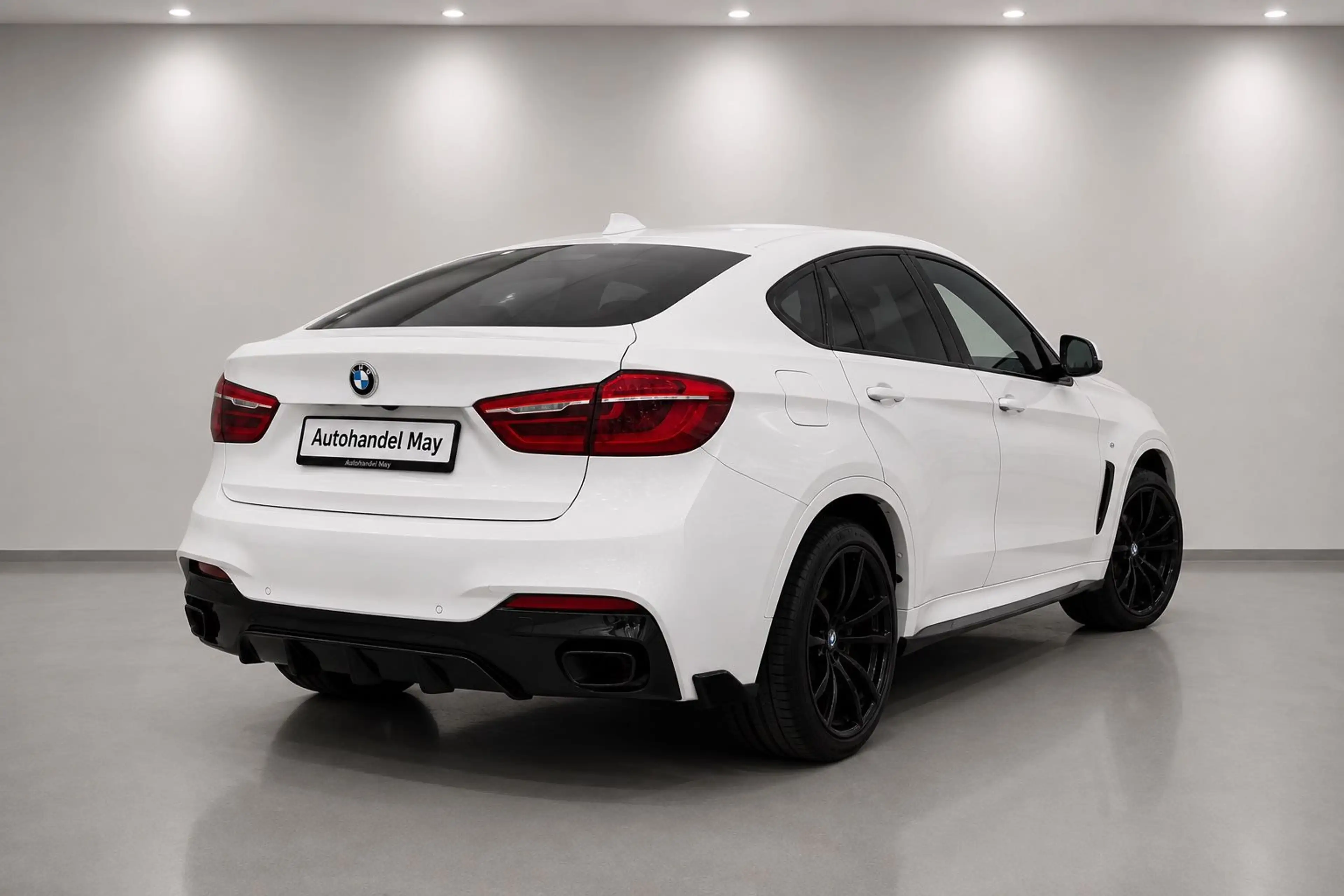 BMW X6 xDrive 40 d M-Paket — photo 6