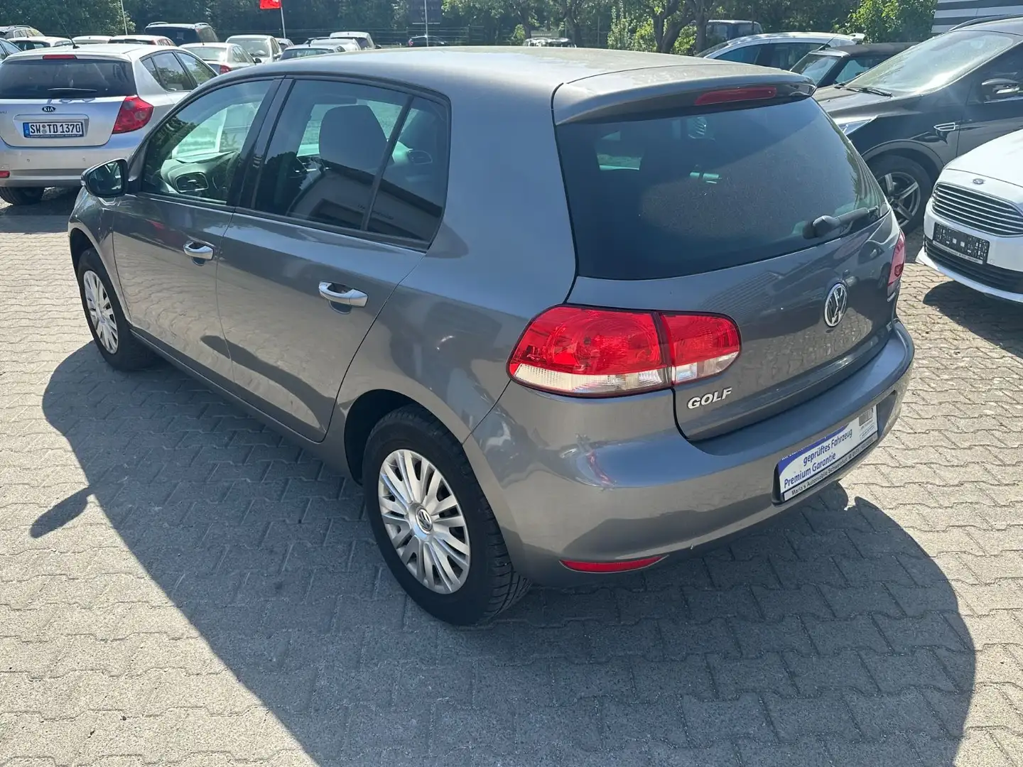 Volkswagen Golf 1.4 Comfortline/TÜV NEU/Klimaautom./Sitzheizung Grau - 2