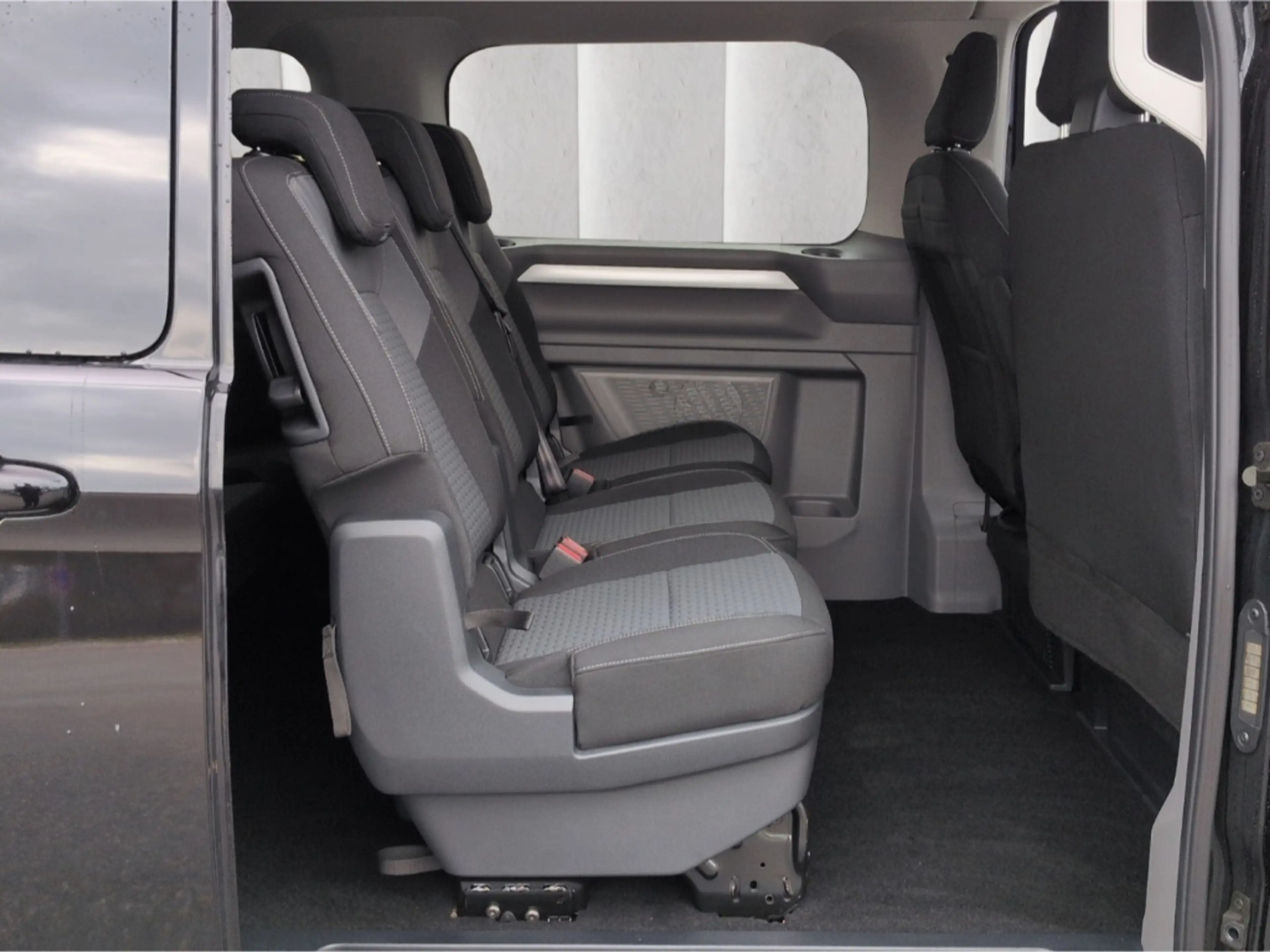 Volkswagen T7 Caravelle LR Life 9-Sitze TDI*DSG Tempo R-Kam — photo 9