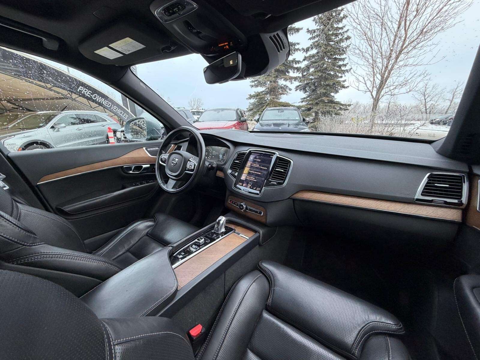 2017 Volvo XC90 T8 PHEV Inscription thumb 9