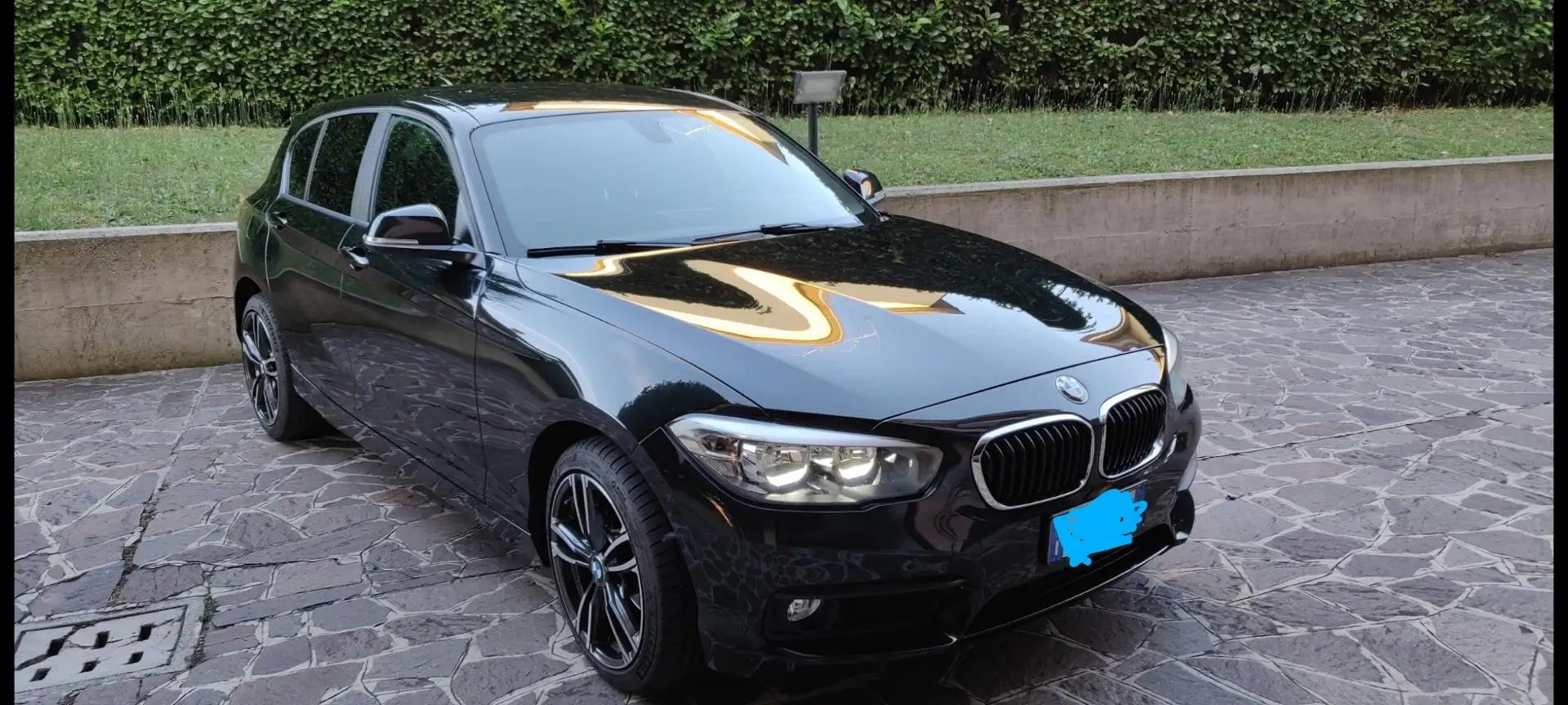BMW 118 118d Advantage 5p auto - 1