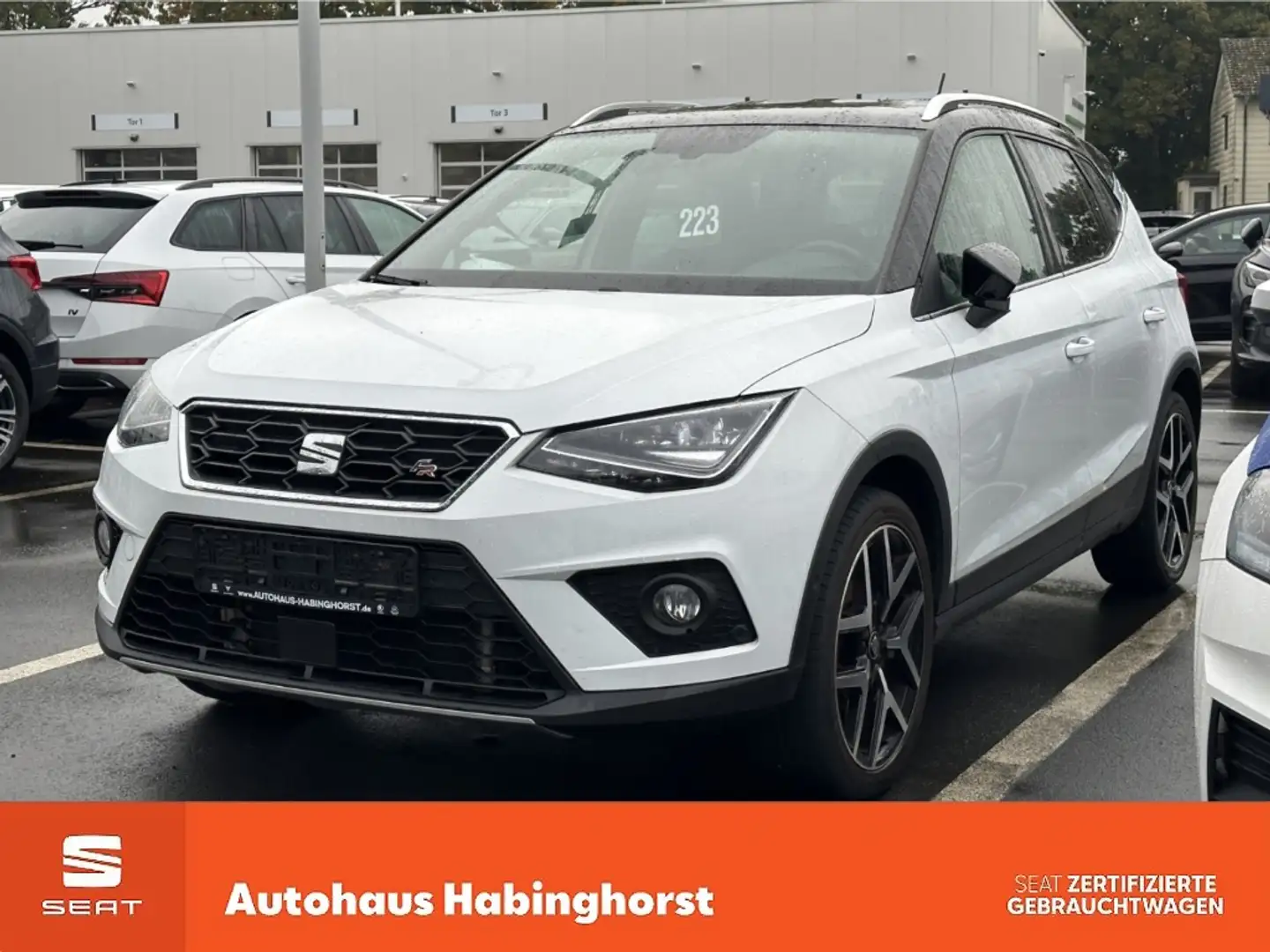 SEAT Arona 1.0 TSI FR BEATS Navi ACC LED PDC Kessy 18Alu Weiß - 1