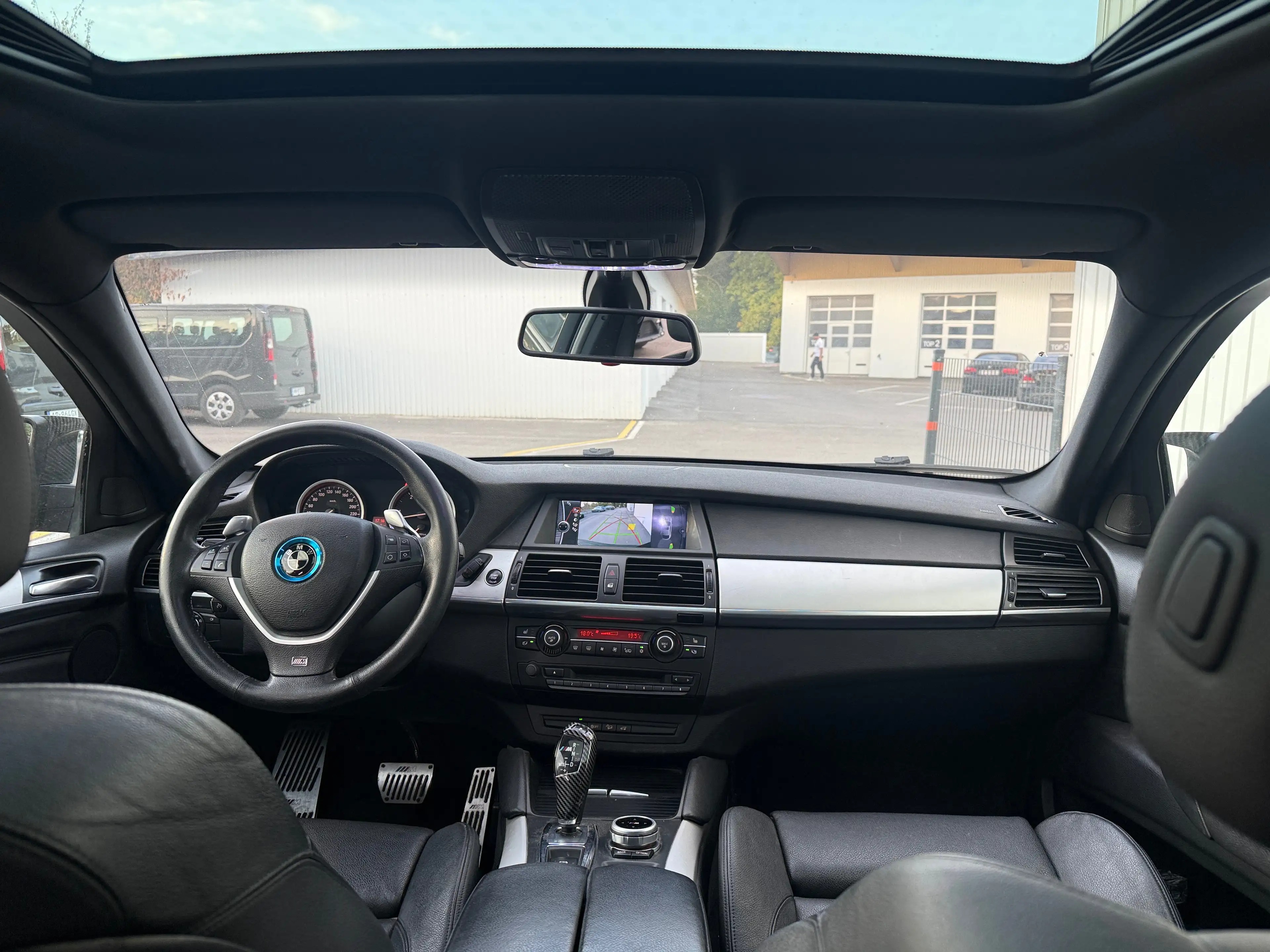 BMW X6 xDrive 40 d — photo 9