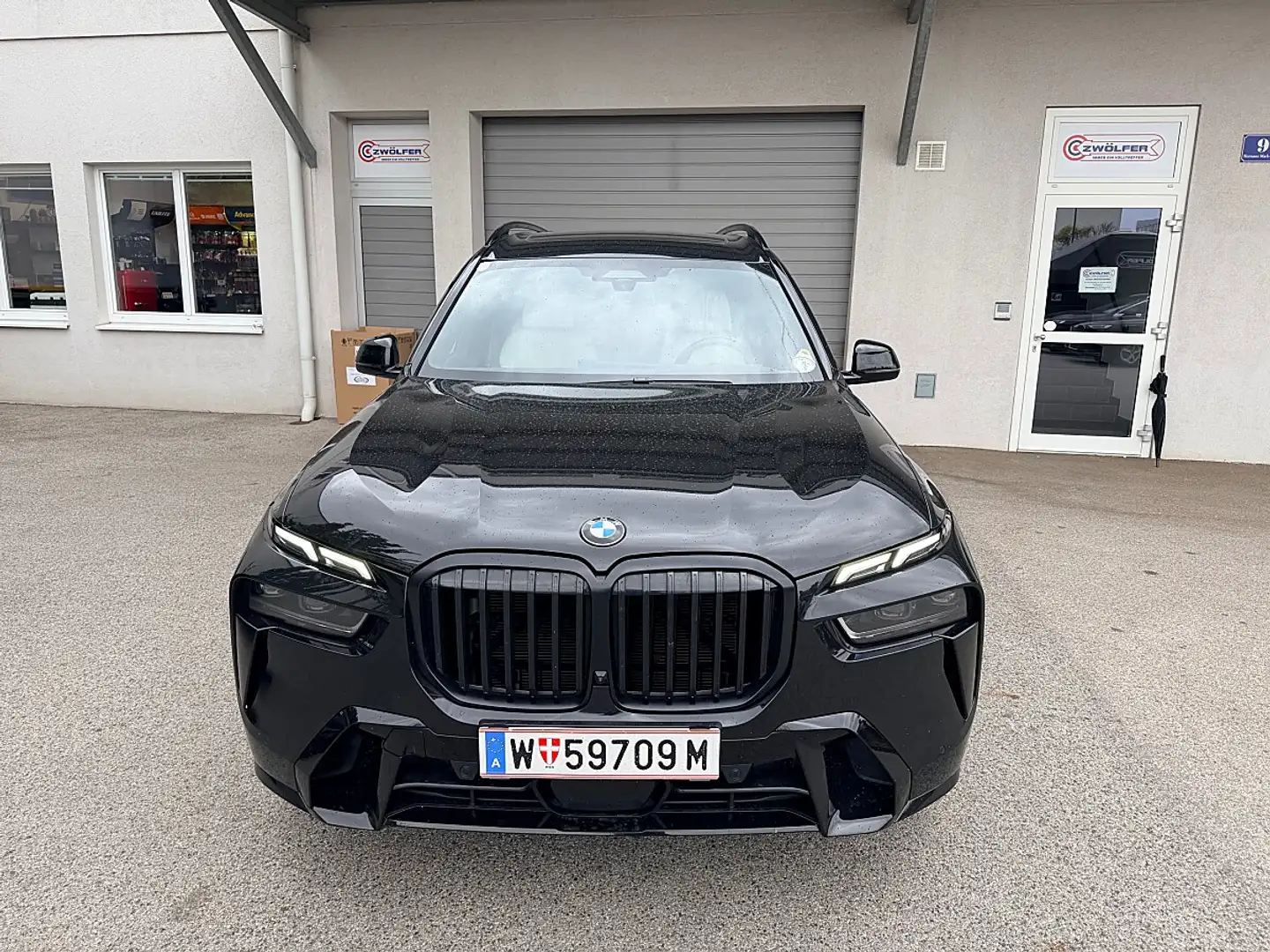BMW X7 xDrive 40d (Mild Hybrid) Schwarz - 2