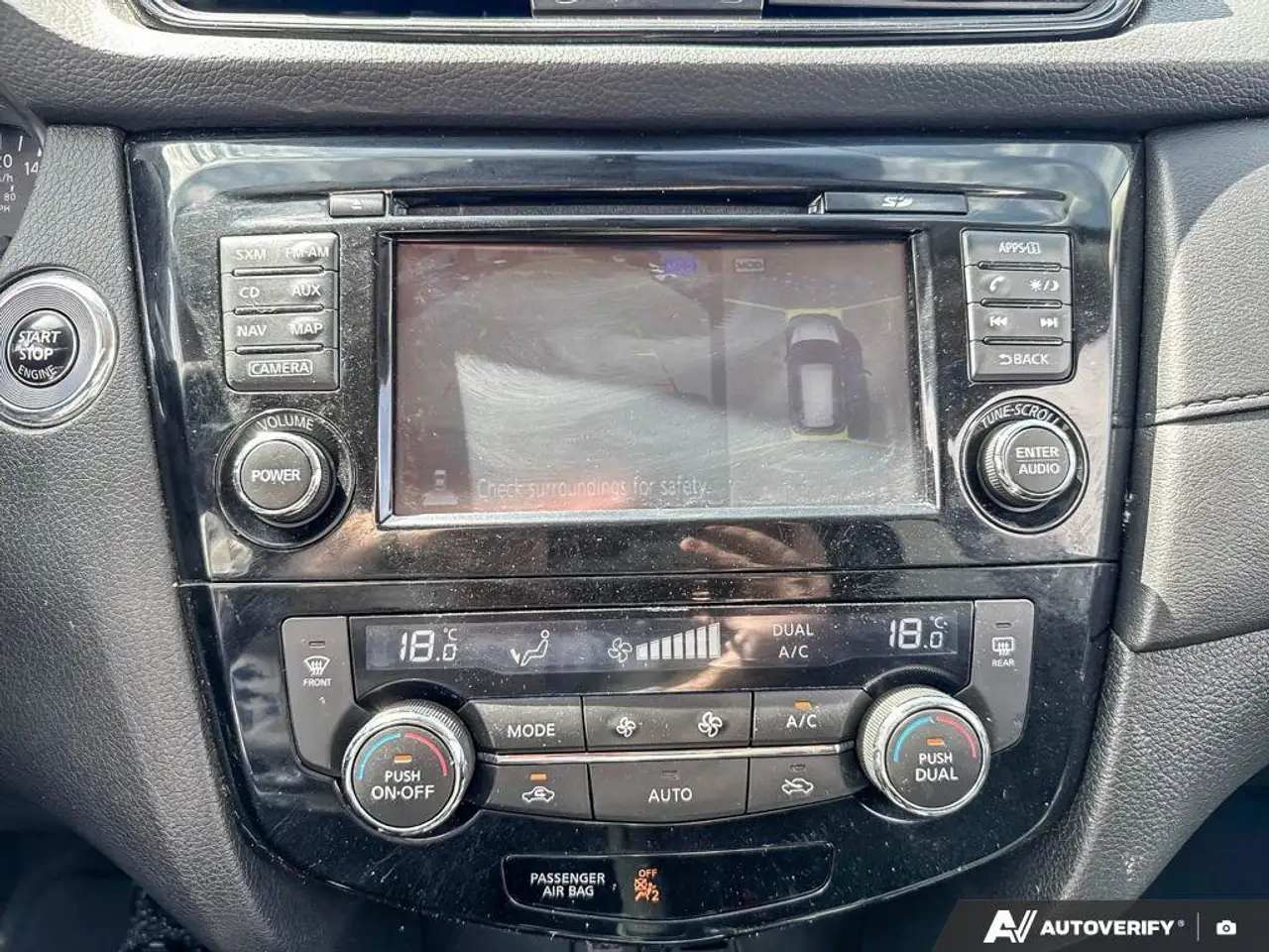 Nissan Rogue photo Nissan Rogue