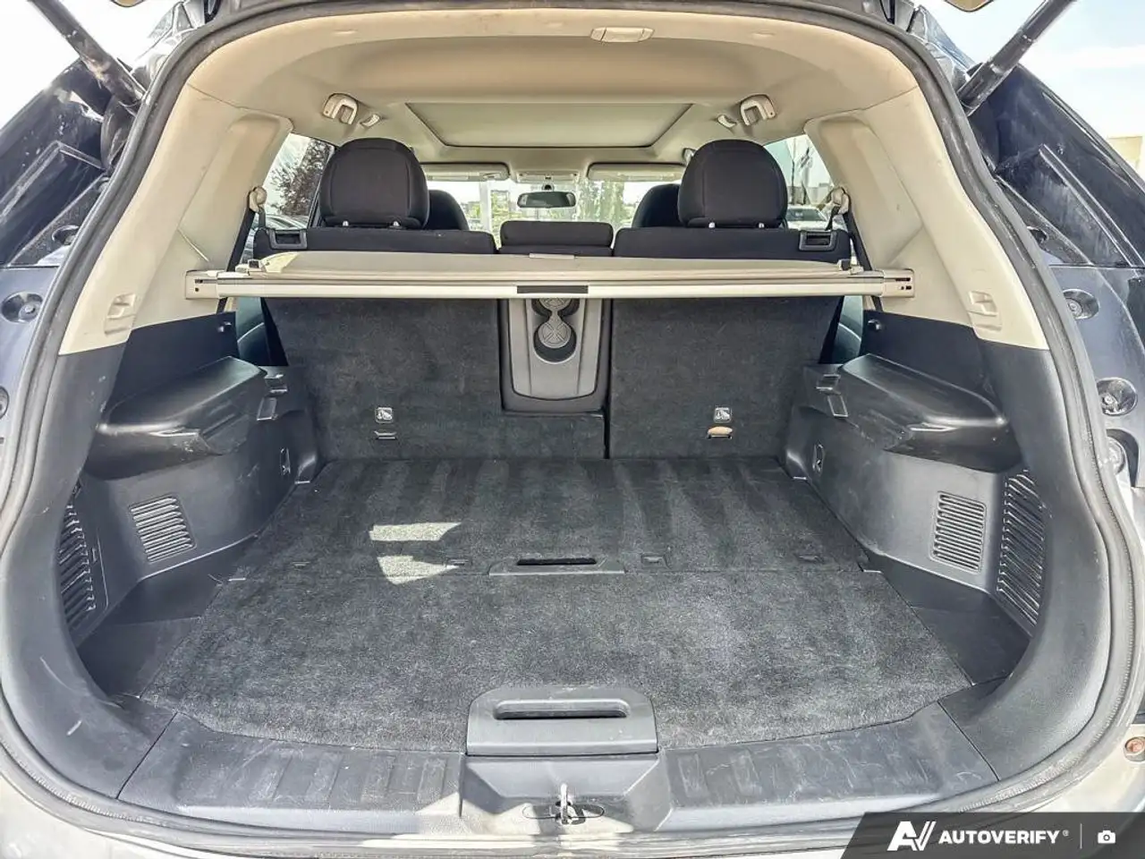 Nissan Rogue photo Nissan Rogue