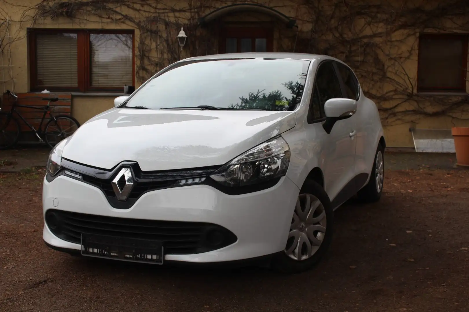 Renault Clio IV Expression*TÜV NEU* Weiß - 1