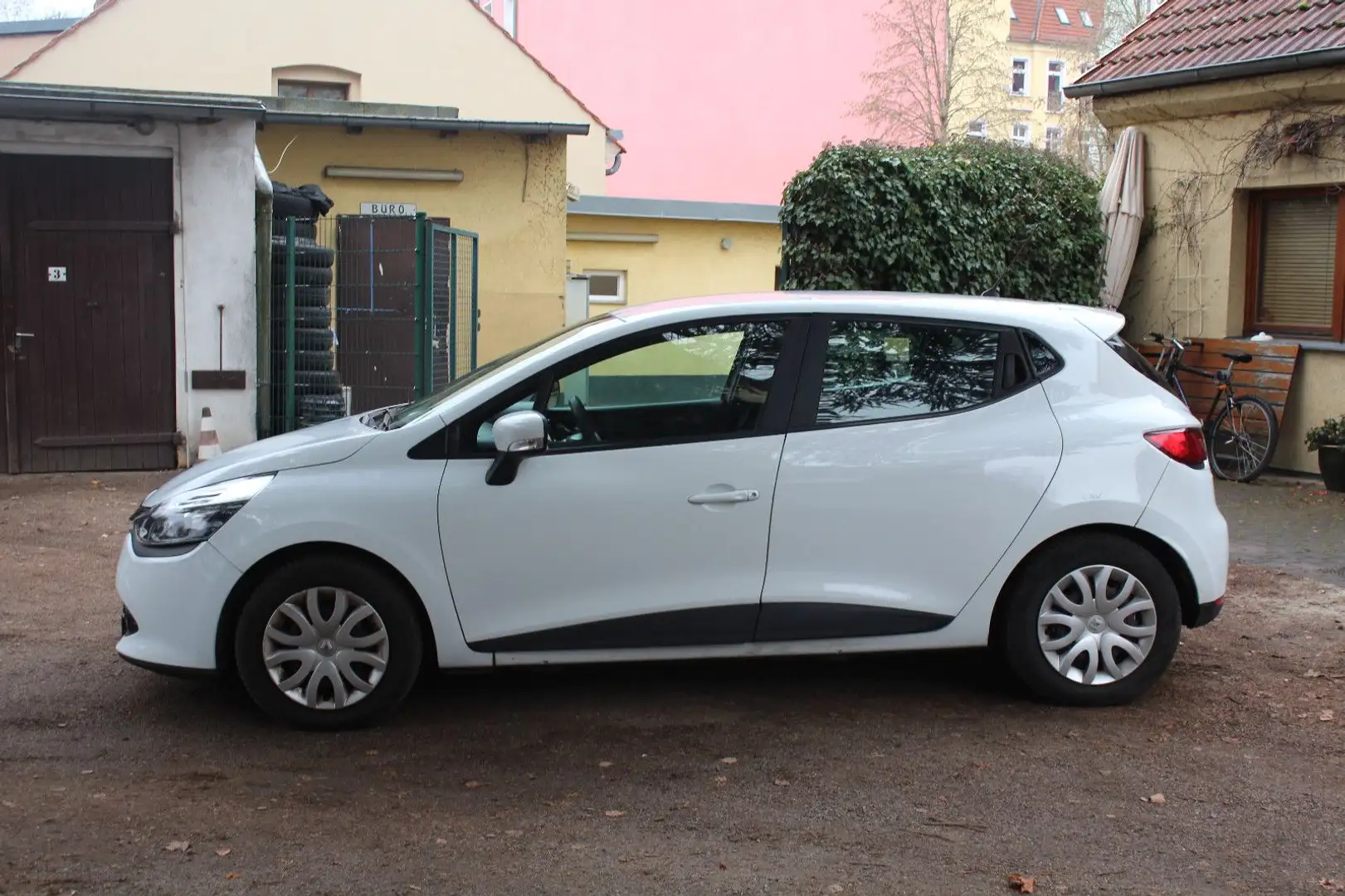 Renault Clio IV Expression*TÜV NEU* Weiß - 2