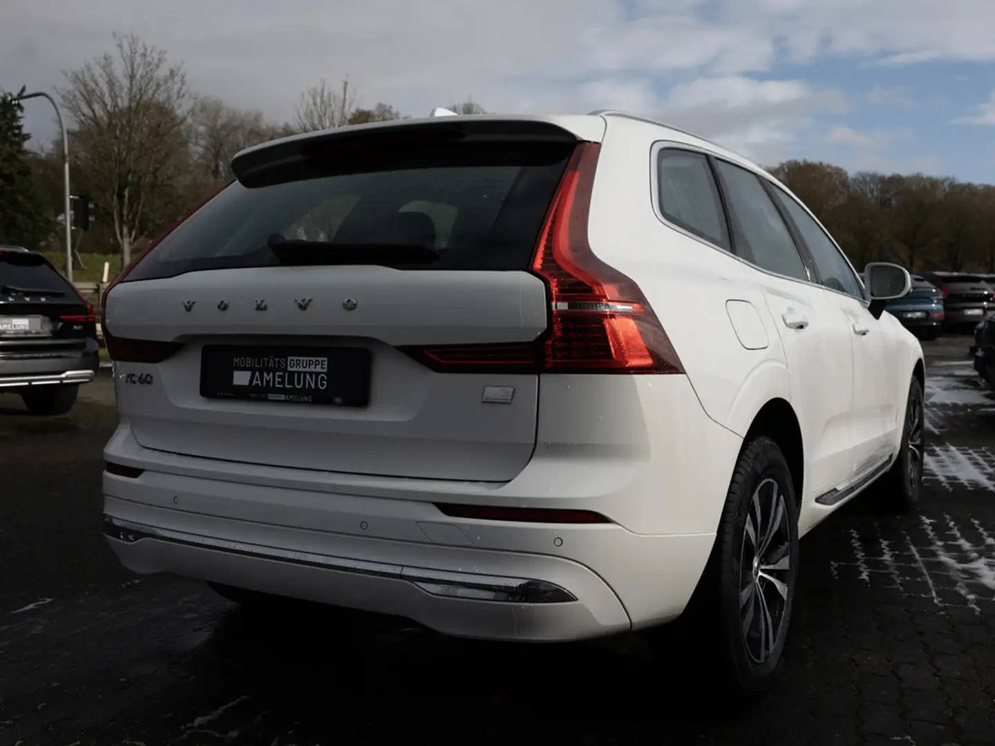 Volvo XC60 T6 Inscription Expression Recharge AWD Weiß - 2