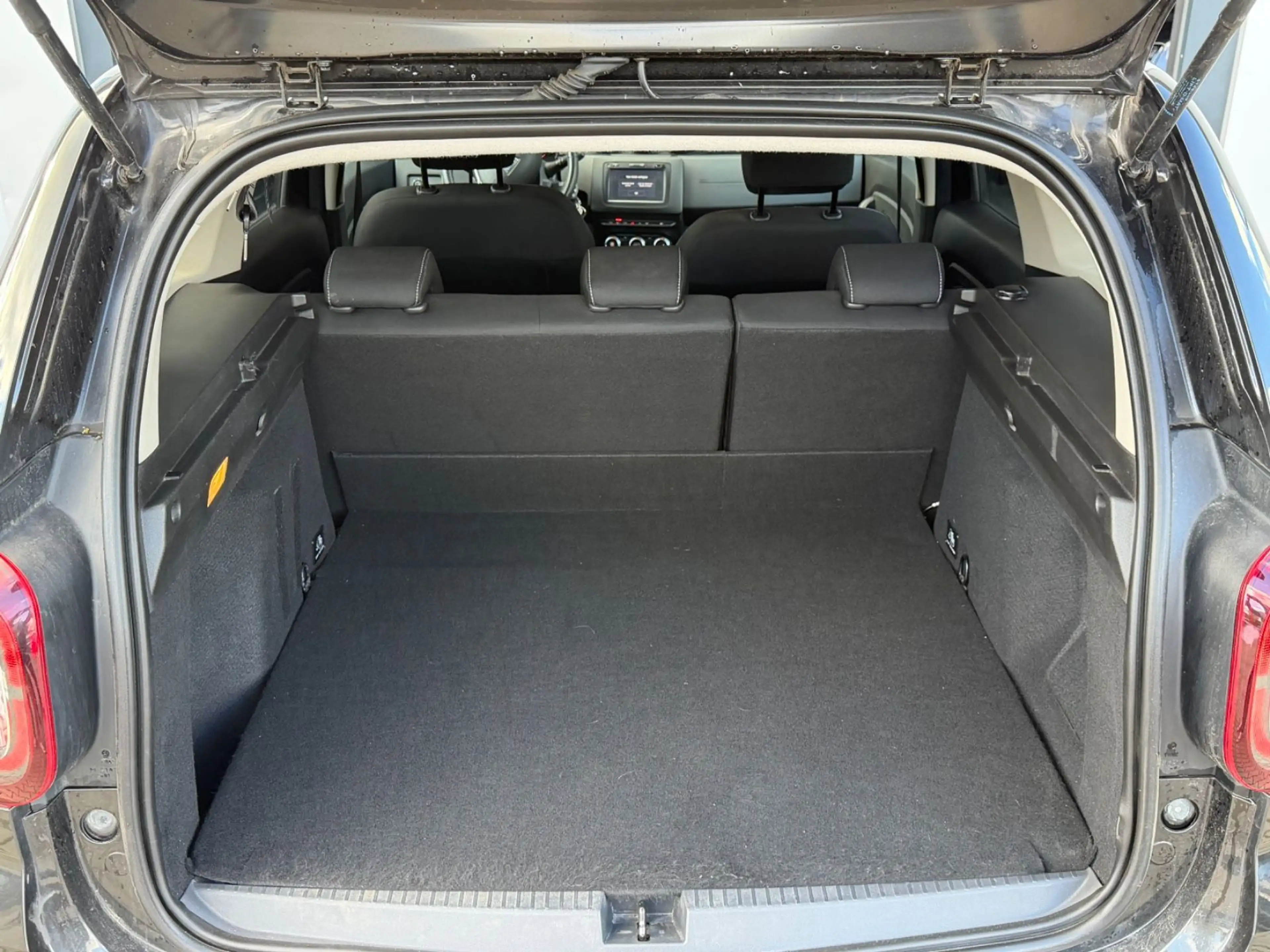 Dacia Duster II Comfort 4WD*Camera*Navi — photo 11