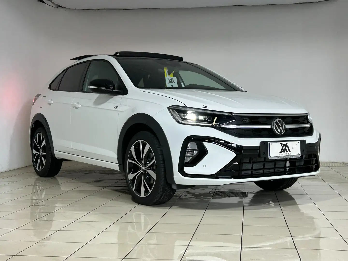 Volkswagen Taigo R-Line Plus 150cv dsg + tetto Bianco - 2