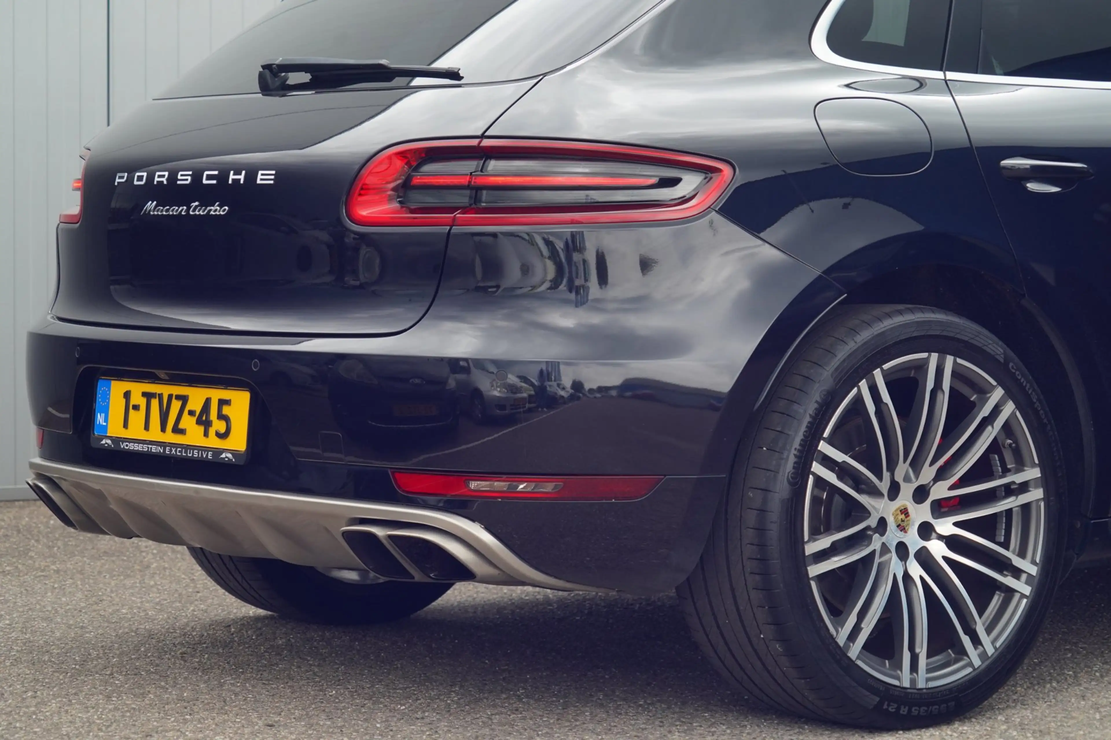 Porsche Macan 3.6 Turbo / NL-Auto / Camera / Navi / Luchtvering — photo 36