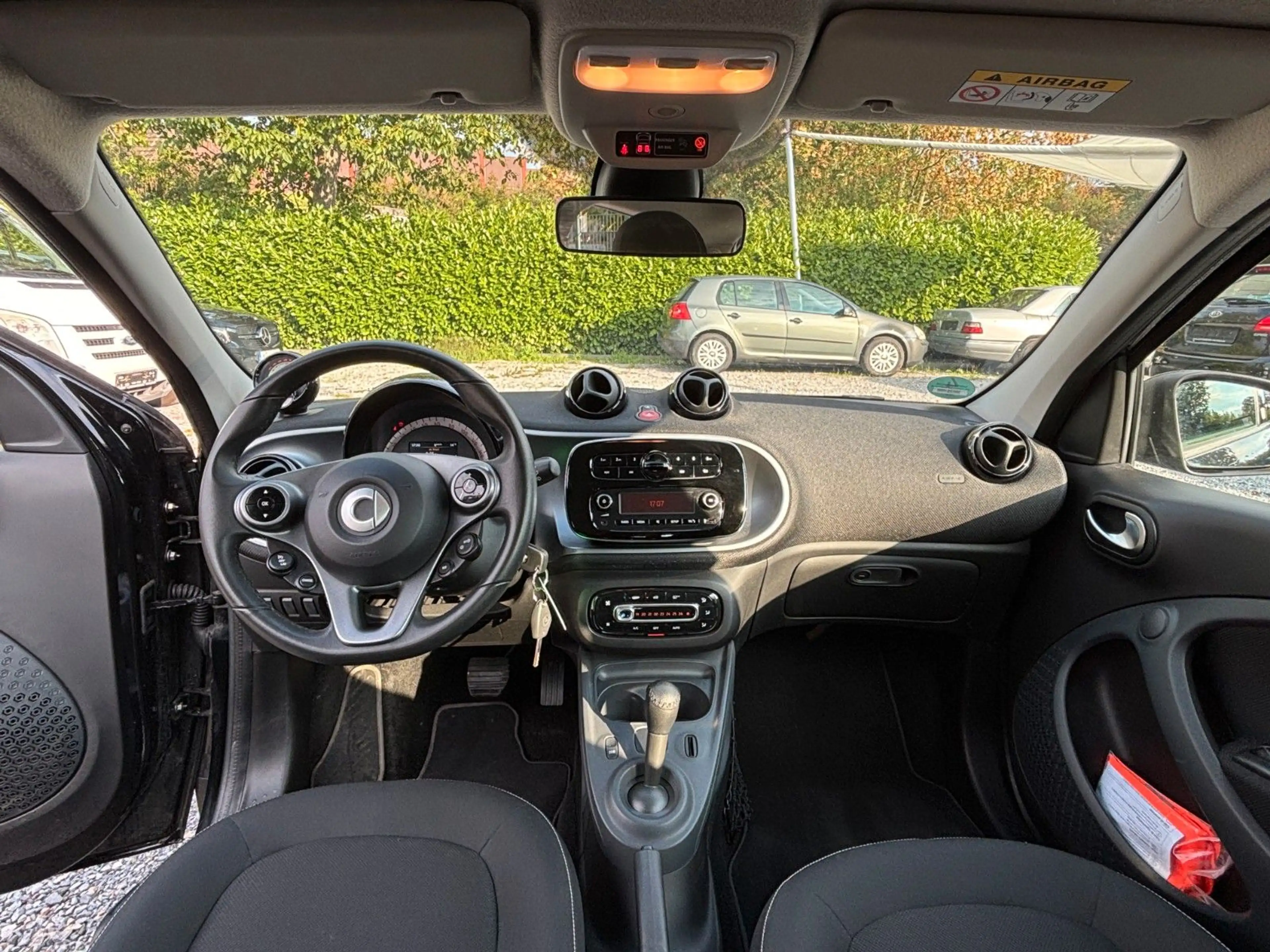 smart forFour electric drive / EQ*2.Hand*Scheckheft — photo 13