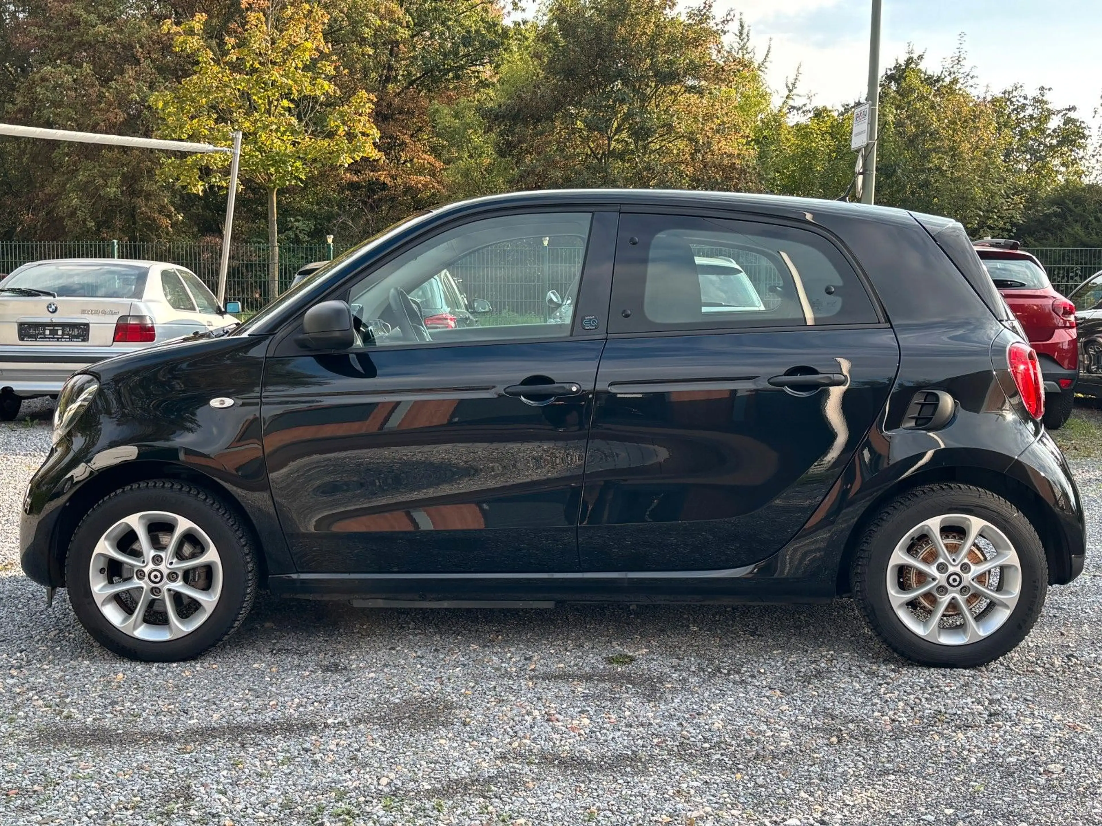 smart forFour electric drive / EQ*2.Hand*Scheckheft — photo 2