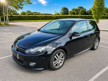 VW Golf 1.2 TSI Turbo GT Sport Line erst 51212Km p