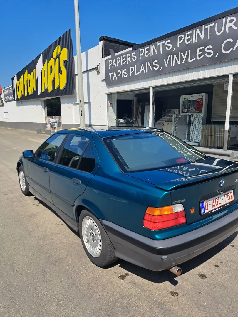 BMW 318 - 1