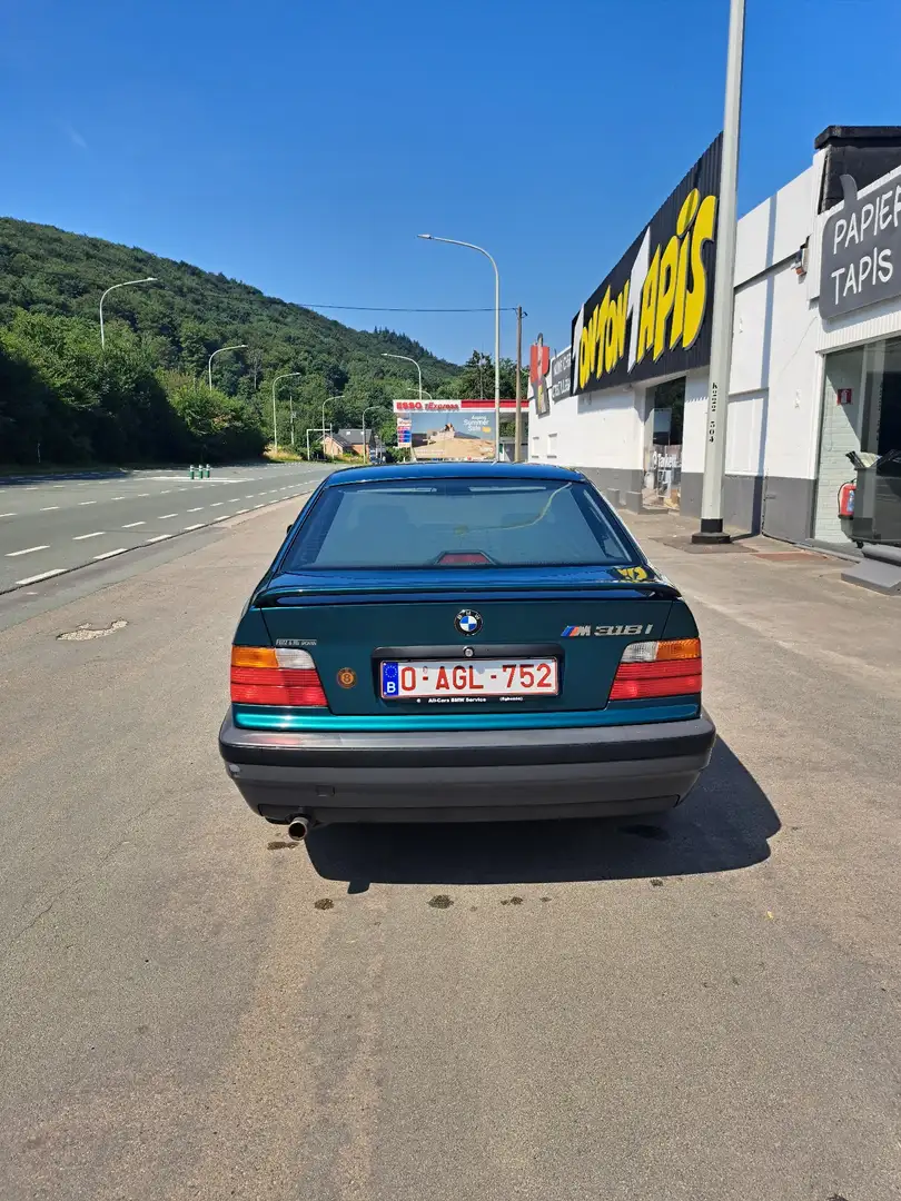 BMW 318 - 2
