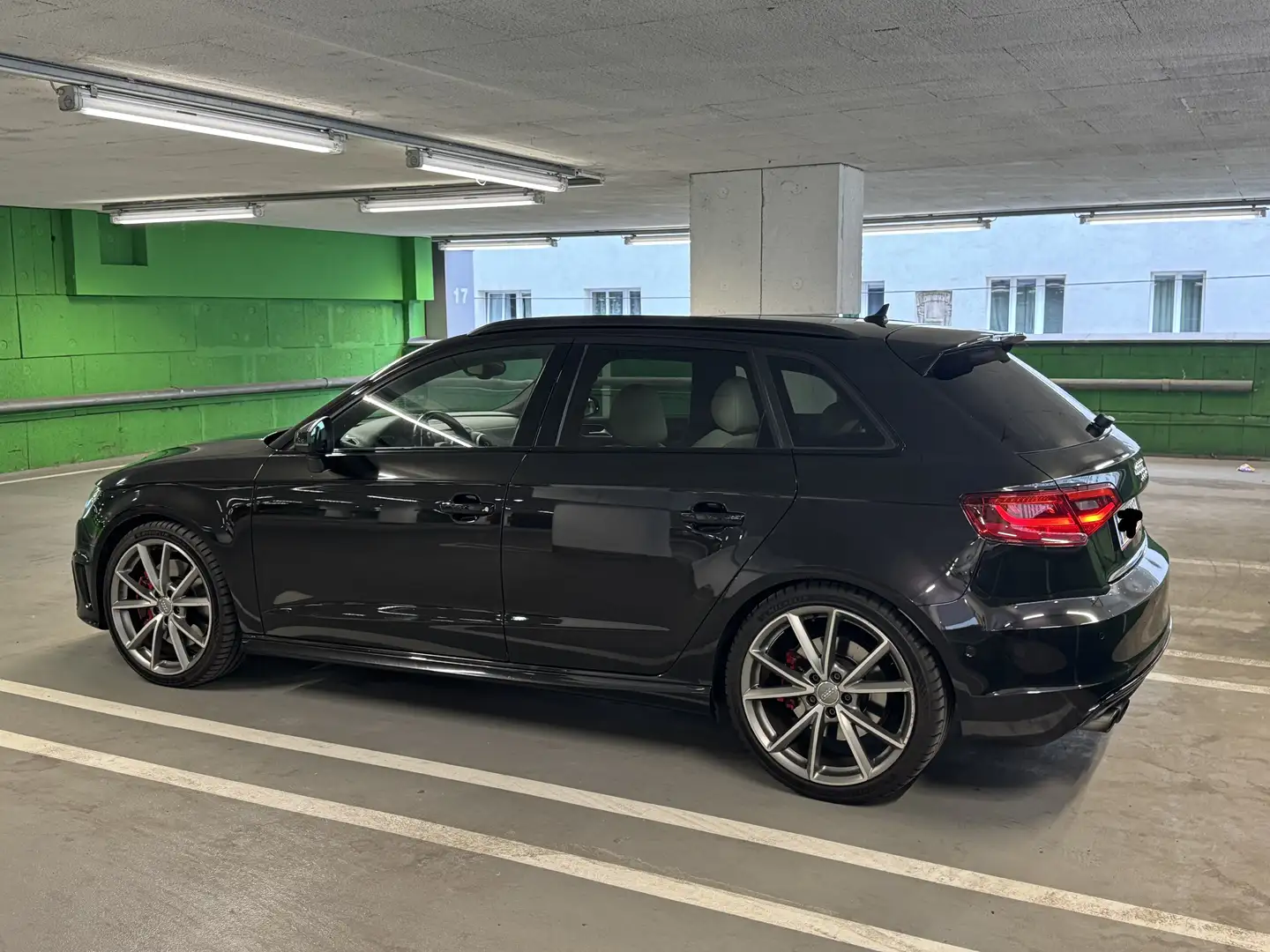 Audi S3 S3 SB 2,0 TFSI quattro S-tronic Schwarz - 2