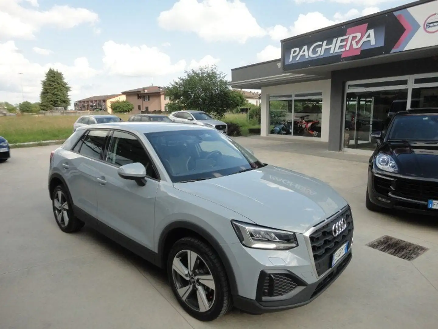 Audi Q2 Q2 35 TFSI S tronic Admired Grijs - 1