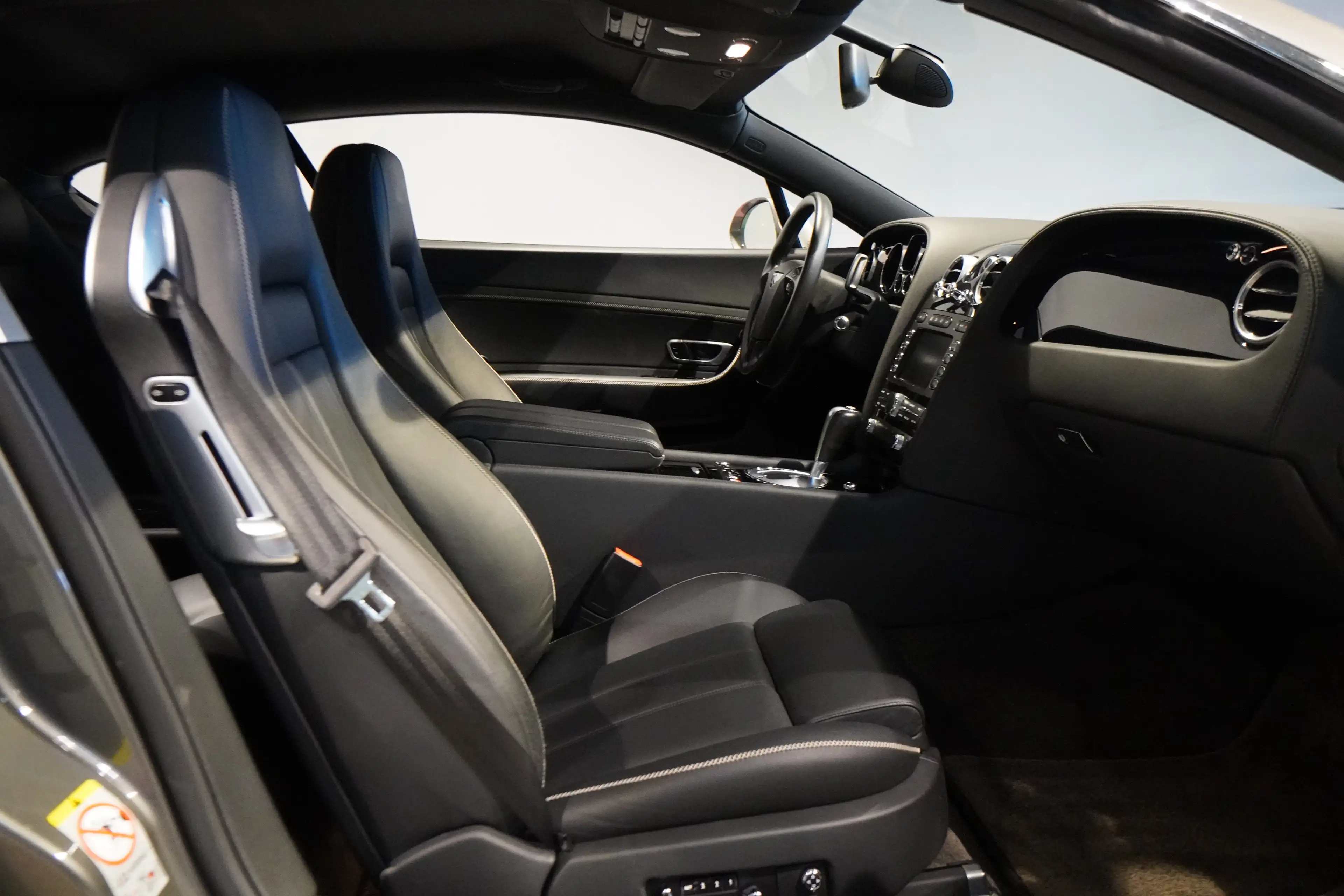 Bentley Continental GT-Nur 60 TKM-U-frei-Top Zustand- — photo 11