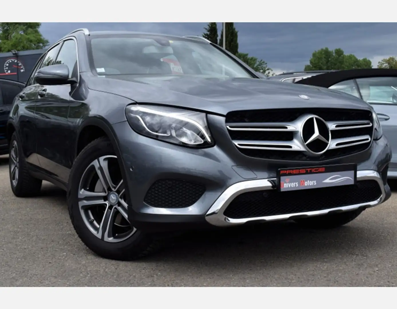 Mercedes-Benz GLC 250 250 D 204CH BUSINESS 4MATIC 9G-TRONIC Gris - 1