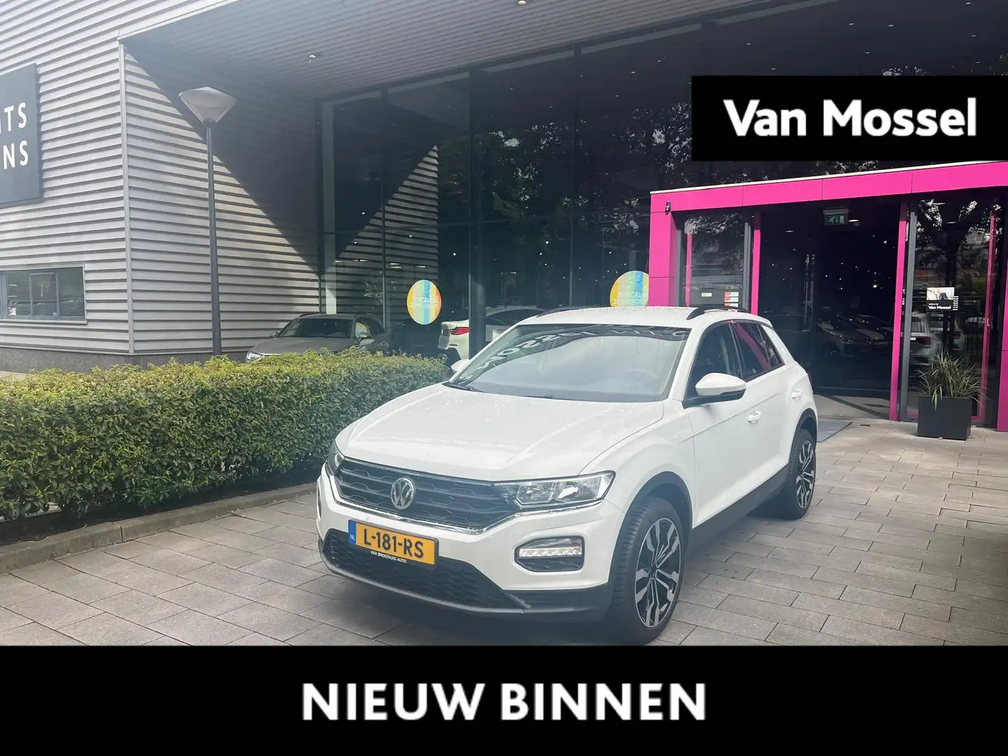 Volkswagen T-Roc 1.0 TSI Style | WORDT VERWACHT | SUZUKA VELGEN | L Wit - 1