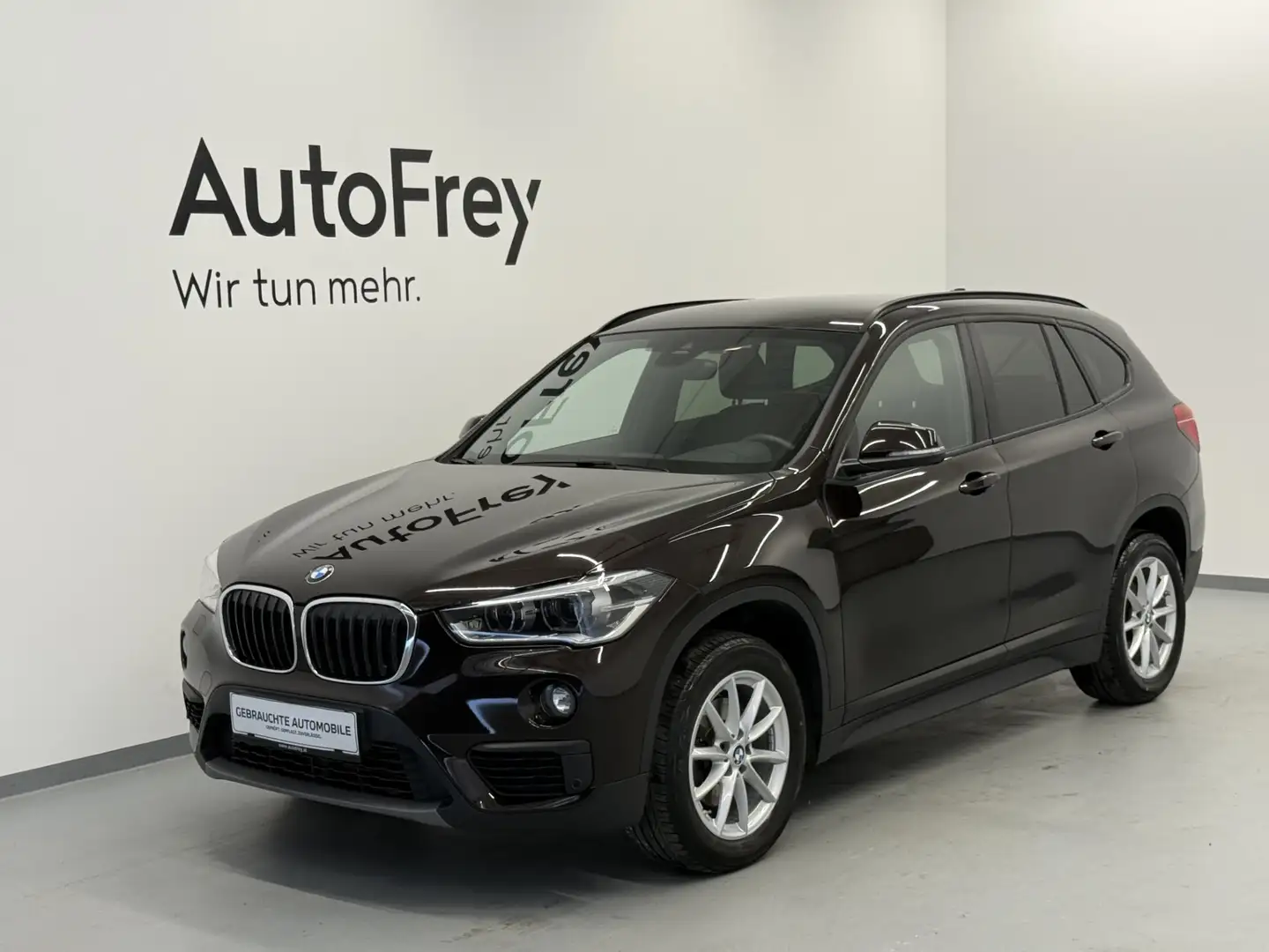 BMW X1 X1 xDrive18d Braun - 1