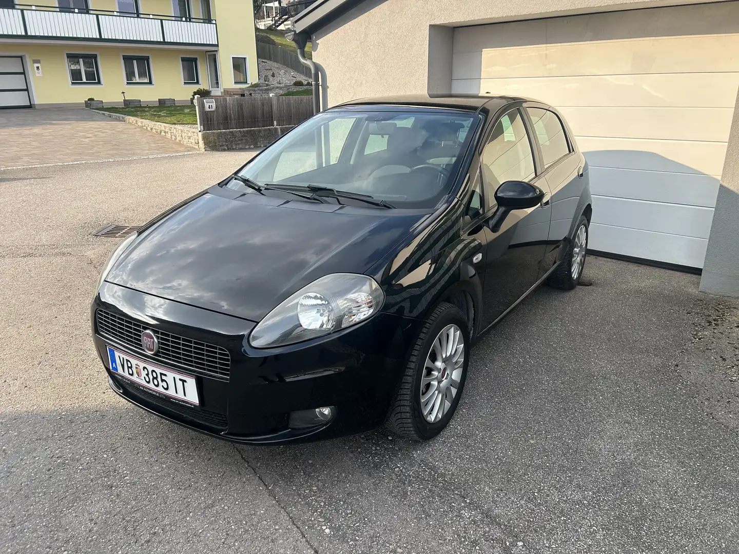 Fiat Grande Punto 1,4 Emotion - 1