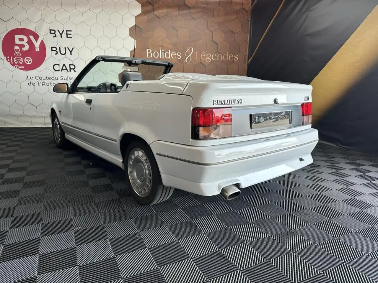 Renault R 19 Cabriolet 1.8i 16V - 137 CABRIOLET 16S PHASE 1, foto 4