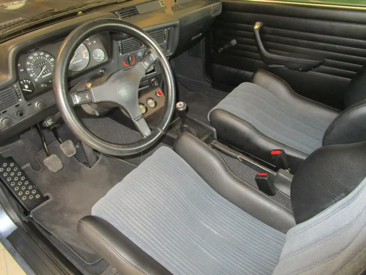BMW 323i Alpina Umbau C 1 - 2.3, foto 8