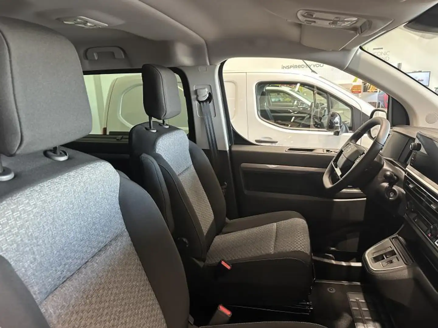 Citroen Spacetourer XL 2.0 BLUEHDI 180 EAT 8 Grau - 2