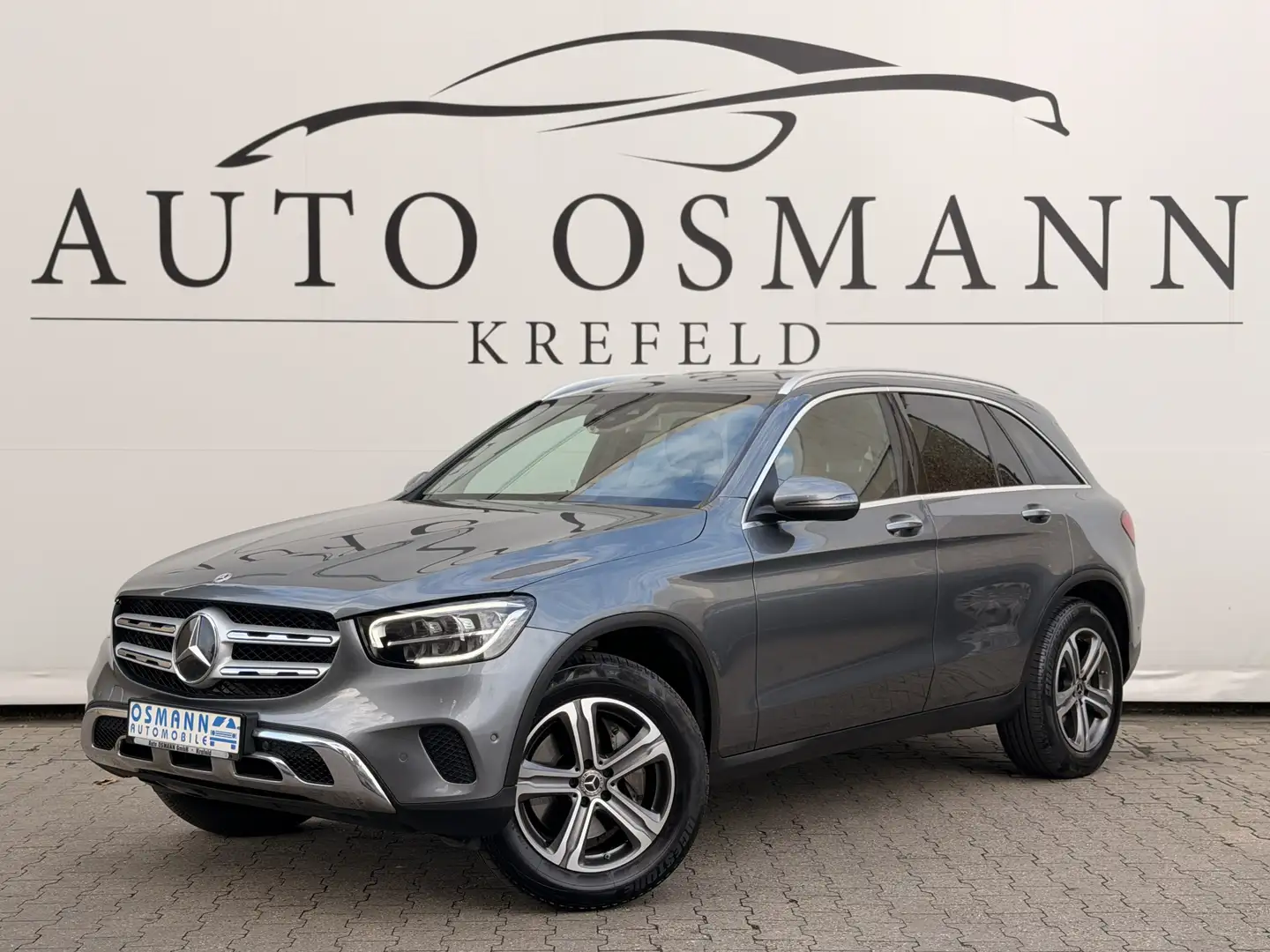 Mercedes-Benz GLC 300 d 4Matic 9G-TRONIC Sitzklima AHK RFK LED Grau - 1