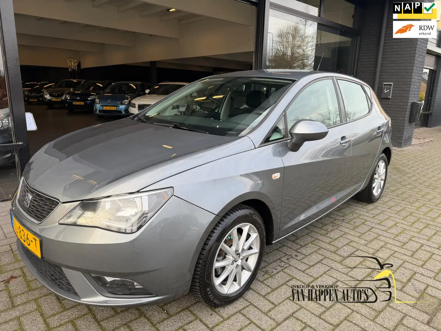 SEAT Ibiza 1.0 EcoTSI Style Connect Grau - 1