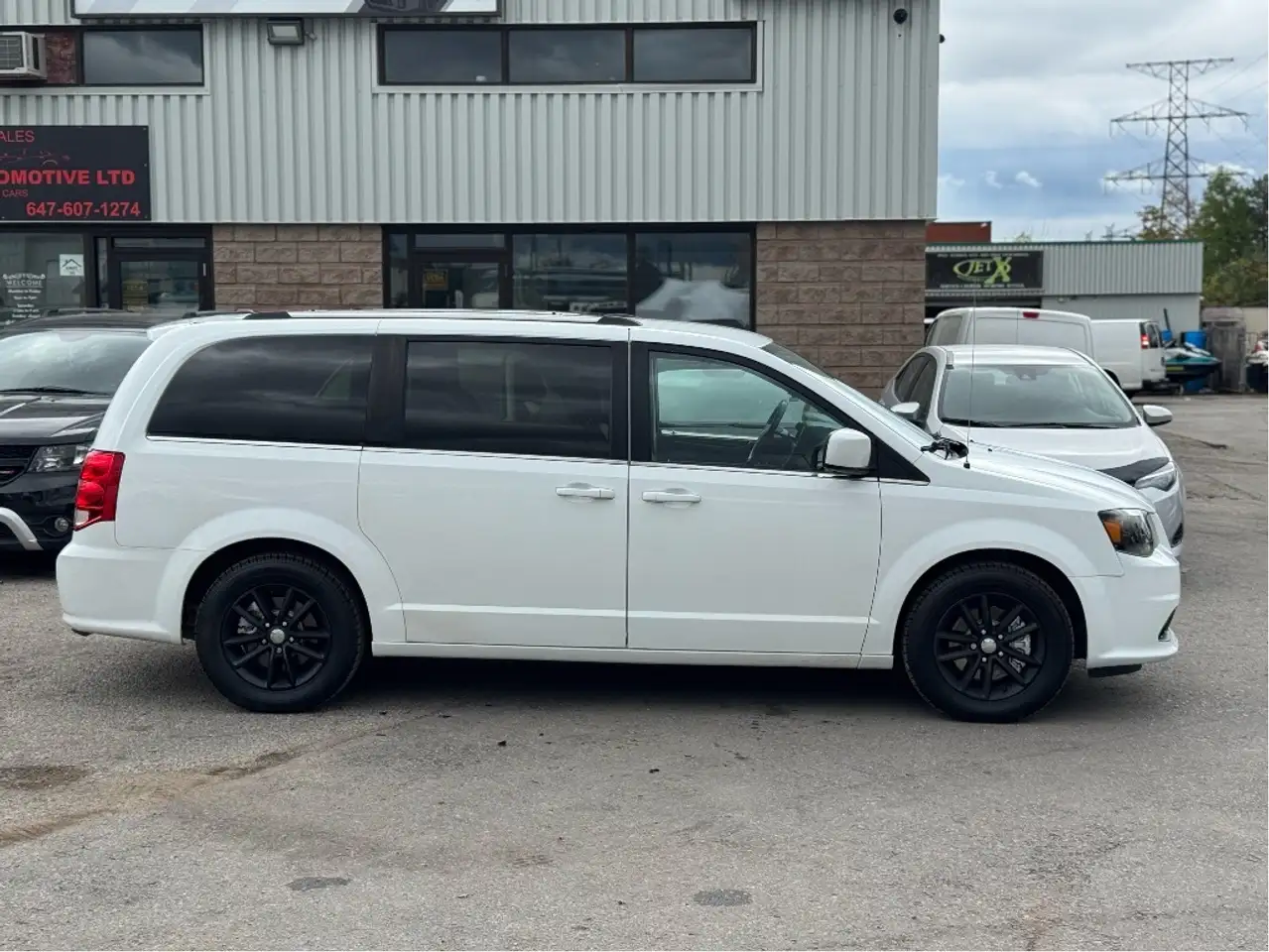 Dodge Grand Caravan снимка Dodge Grand Caravan