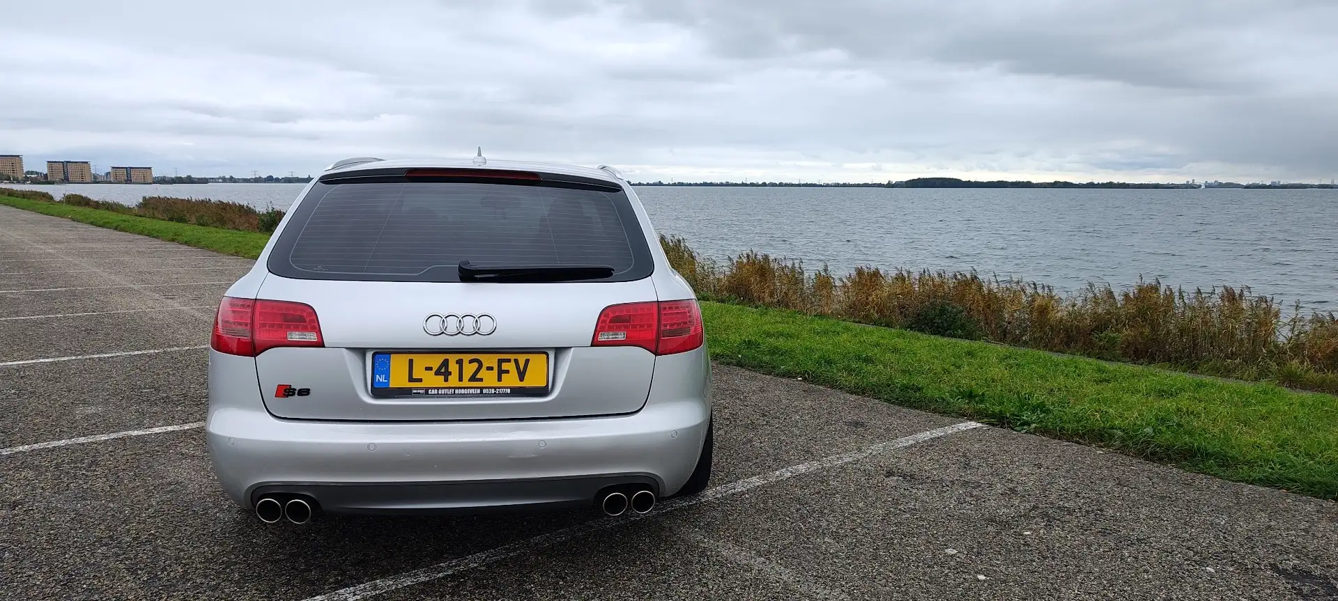 Audi S3 5.2 FSI S6 Srebrny - 2