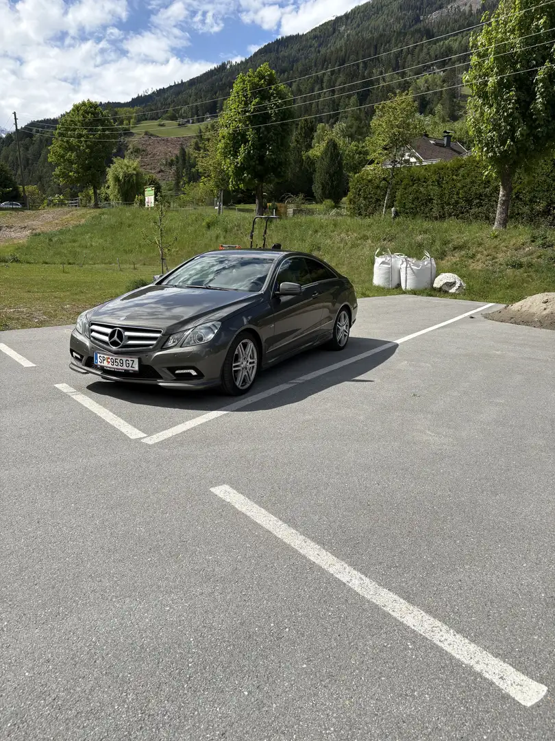 Mercedes-Benz E 350 CDI DPF Coupe BlueEFFICIENCY 7G-TRONIC Avantgarde - 2