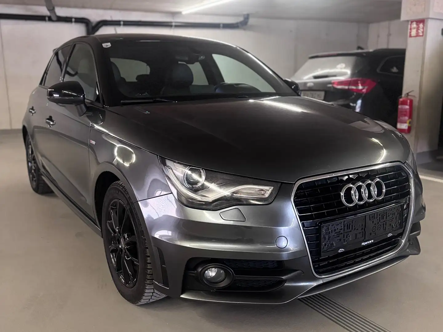 Audi A1 Sline 1.4Tfsi Grau - 2