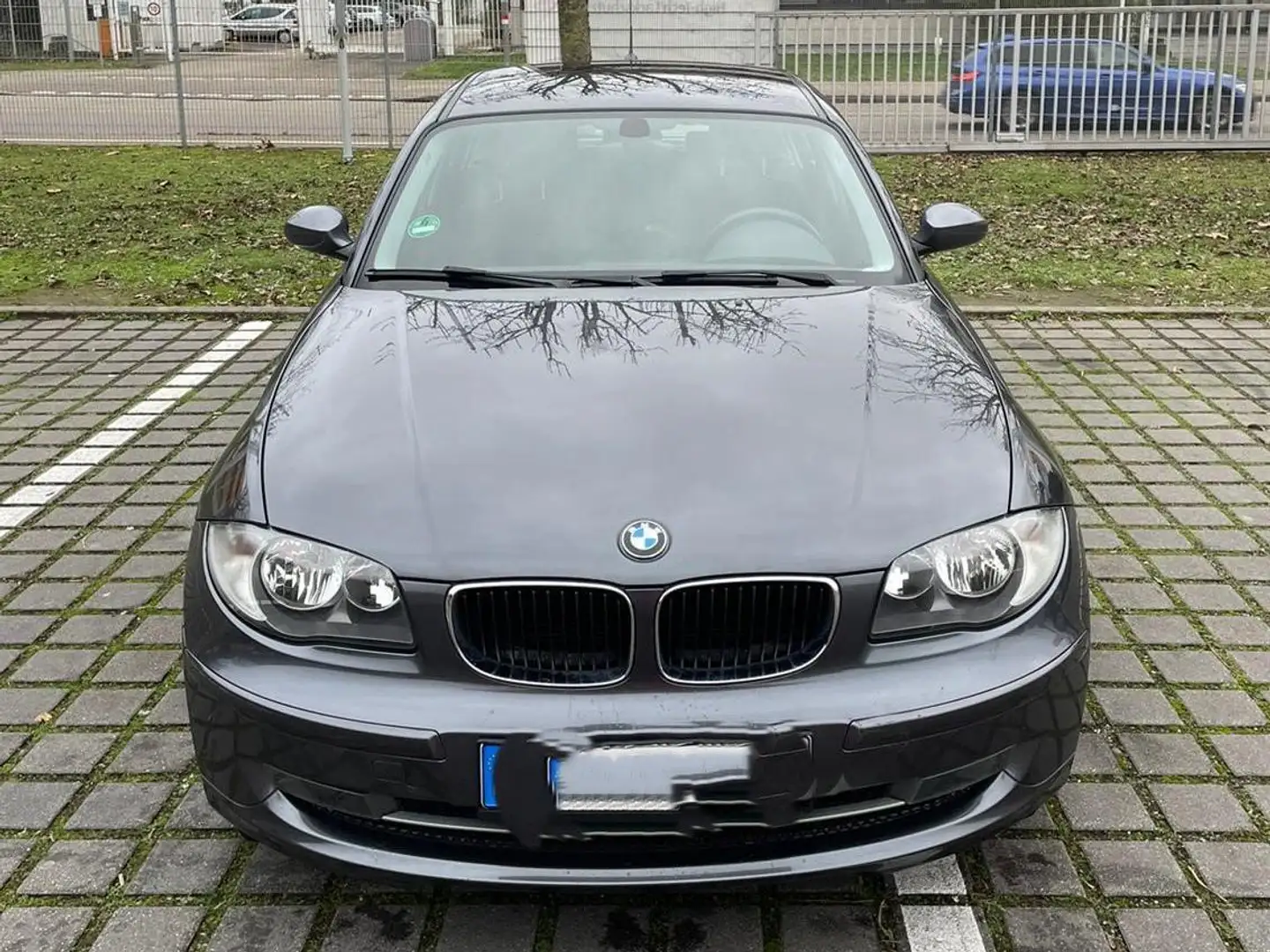 BMW 116 1er 116i Grau - 1