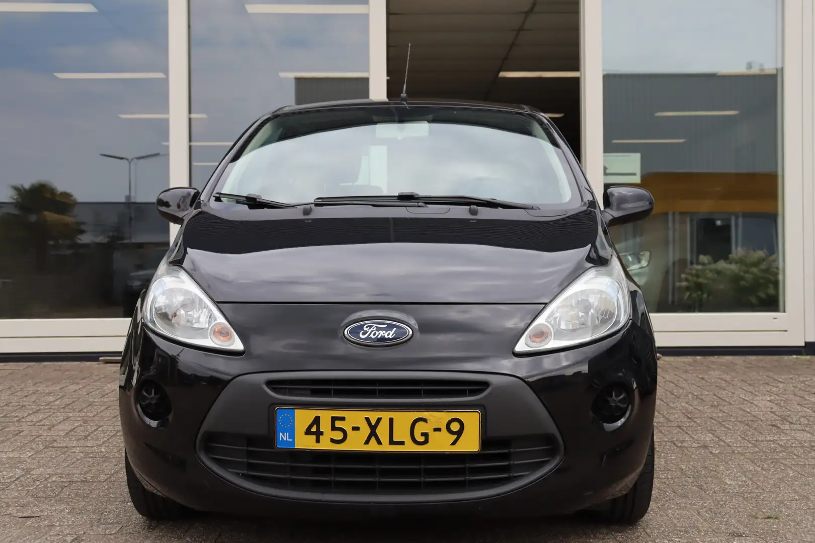 Ford Ka/Ka+ 1.2 Cool & Sound start/stop, AIRCO, NAP, NL AUTO, Schwarz - 2