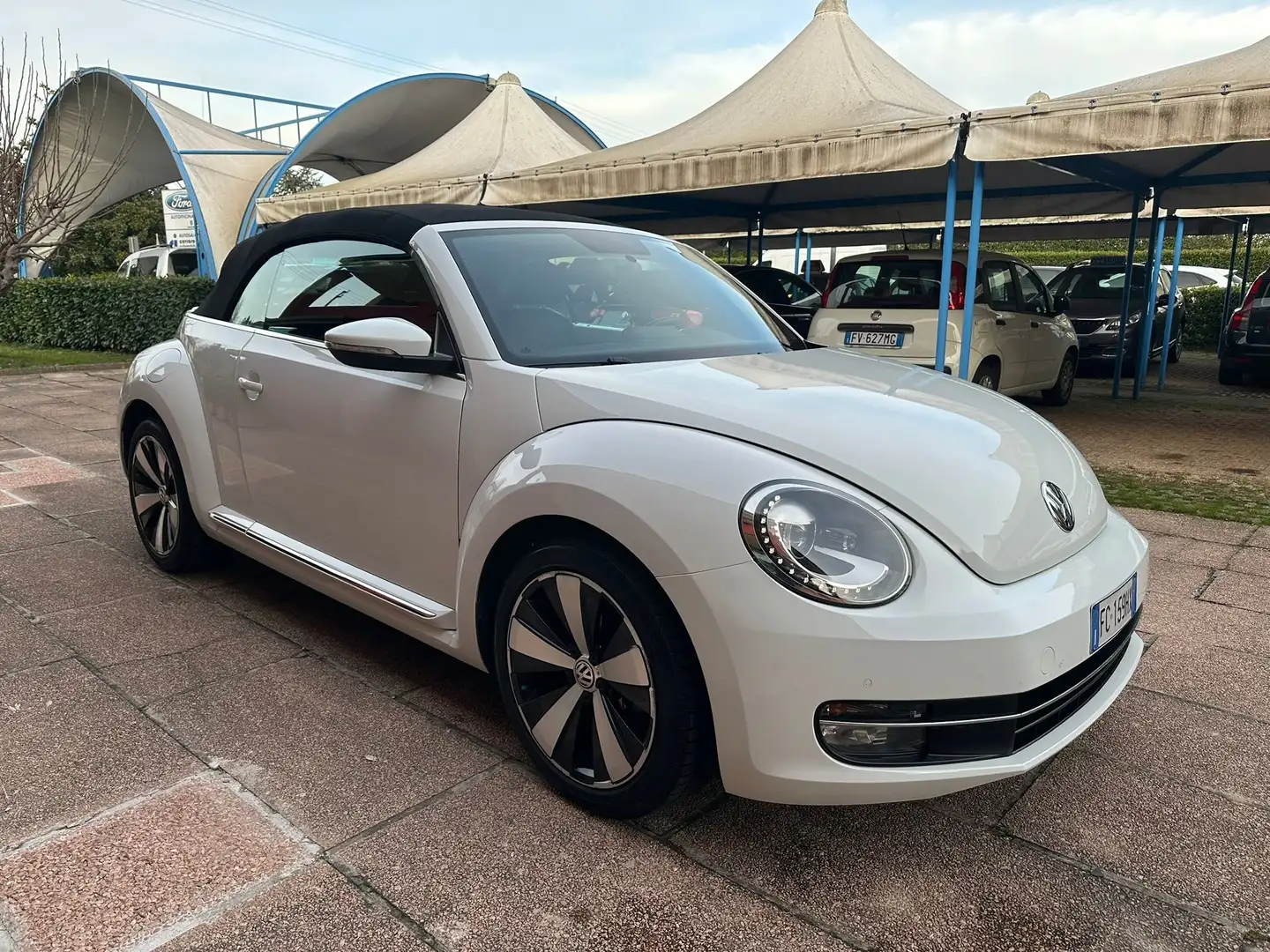 Volkswagen Beetle Maggiolino Cabrio 2.0 tdi bm Design 110cv Bianco - 2