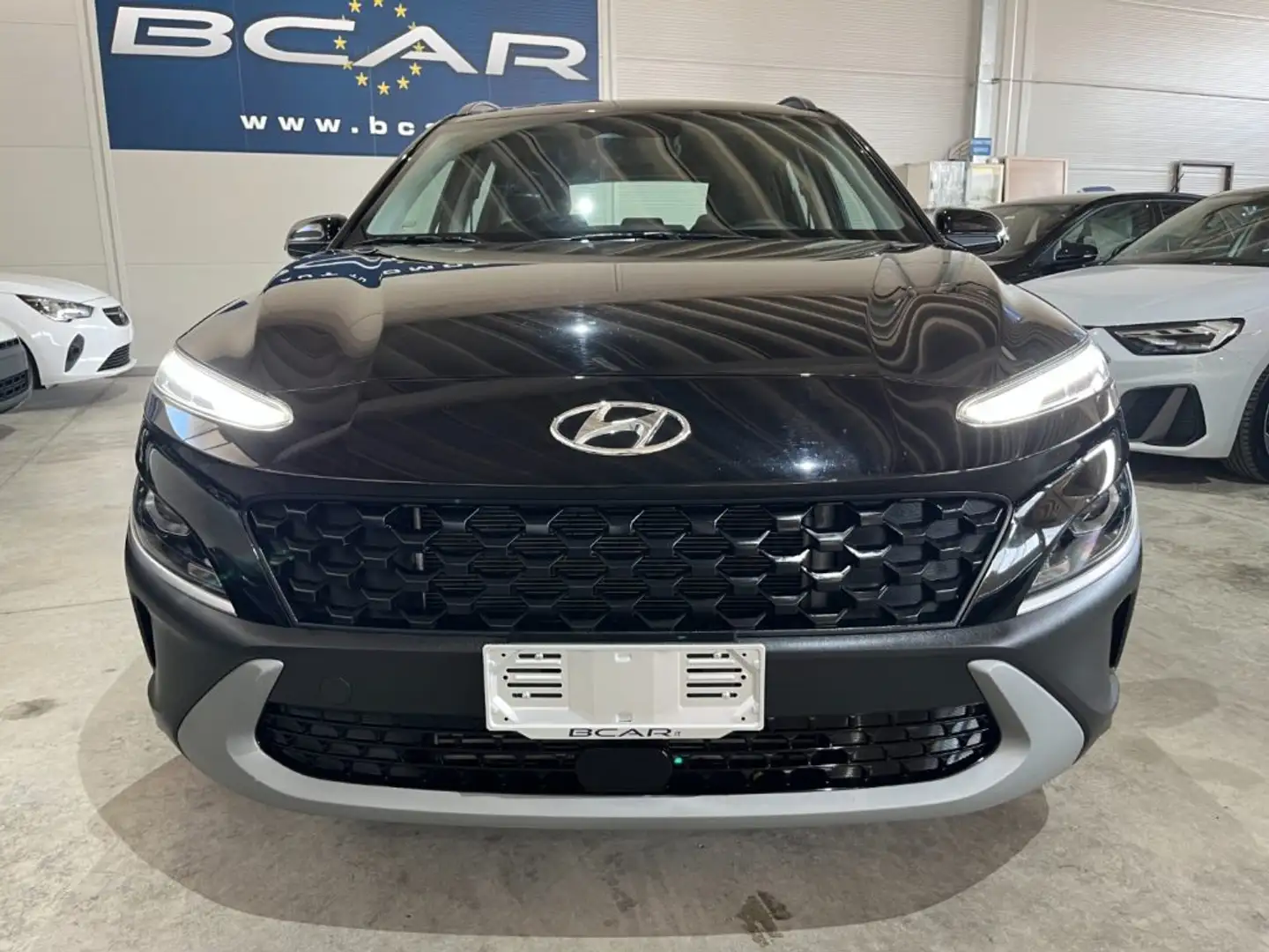Hyundai KONA 1.0 T-GDI Hybrid 48V iMT XTech UNICO PROPRIETARIO Nero - 2
